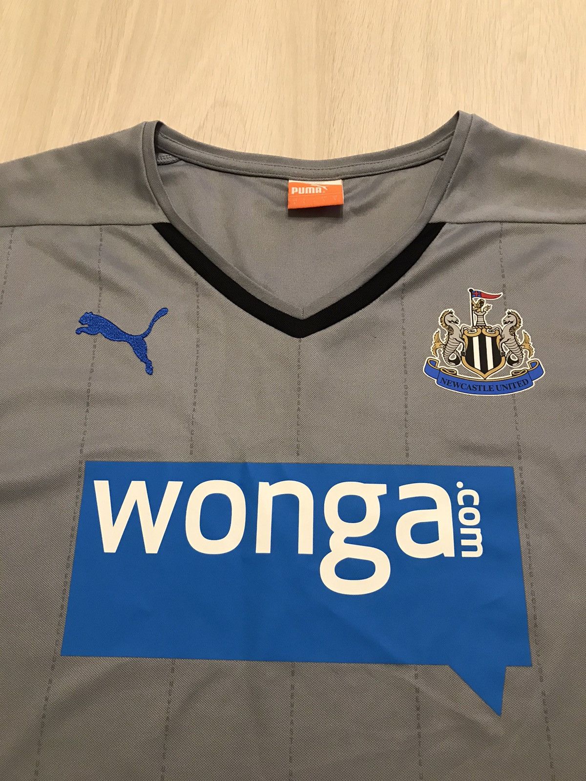 Puma Puma Jersey Newcastle United size L Size US L / EU 52-54 / 3 - 2 Thumbnail