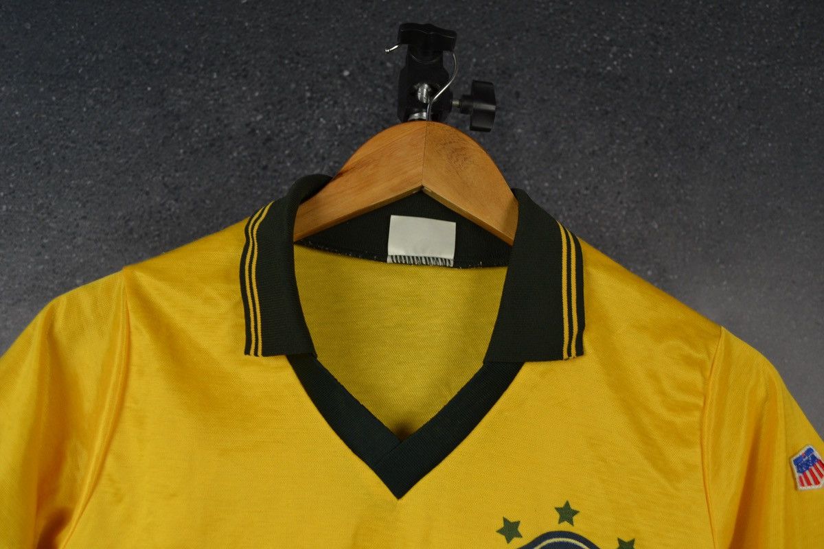 Vintage Brazil Home Football Shirt Vintage Soccer Jersey Retro Small Size US S / EU 44-46 / 1 - 7 Thumbnail