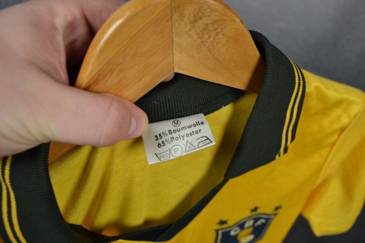 Vintage Brazil Home Football Shirt Vintage Soccer Jersey Retro Small Size US S / EU 44-46 / 1 - 8 Thumbnail