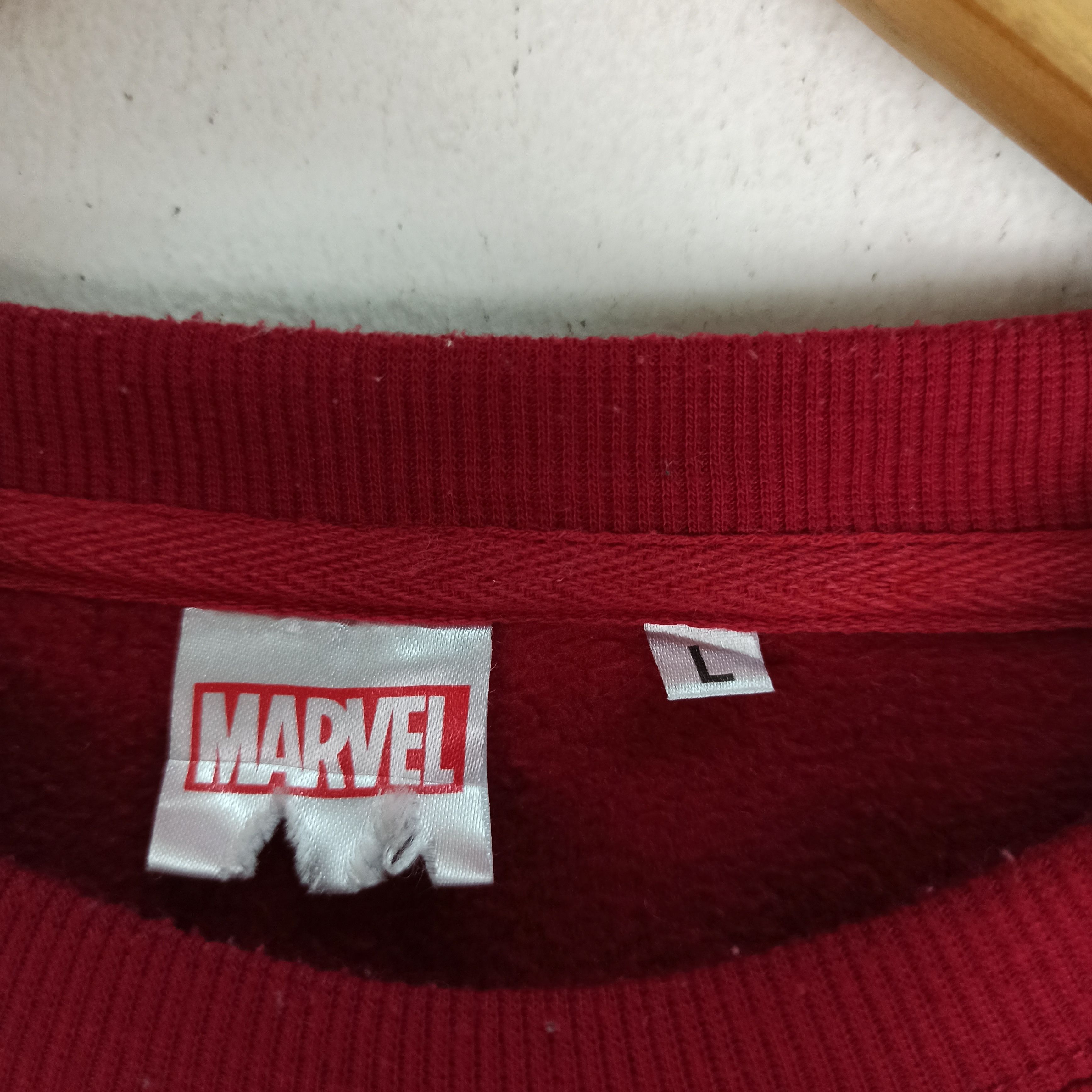 Japanese Brand Marvel Box Logo Spells Out Fleece Sweatshirt Size US L / EU 52-54 / 3 - 5 Thumbnail