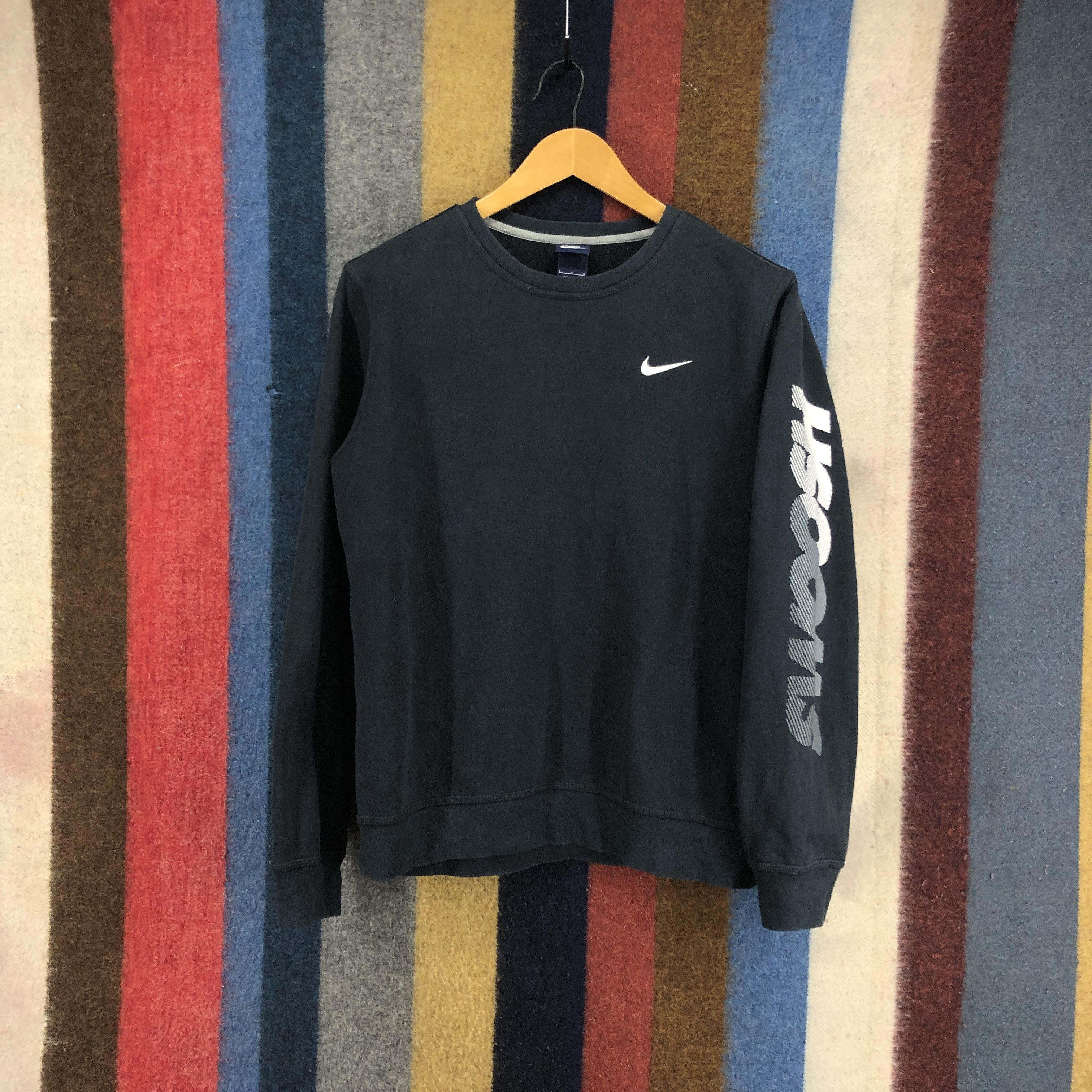 image of Nike Swoosh Crew Neck Sweatshirt 0337/o in Navy Blue, Men's (Size Large)