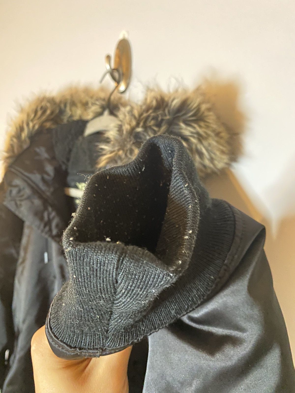 Yeezy Season One Fur Bomber Size US L / EU 52-54 / 3 - 10 Thumbnail