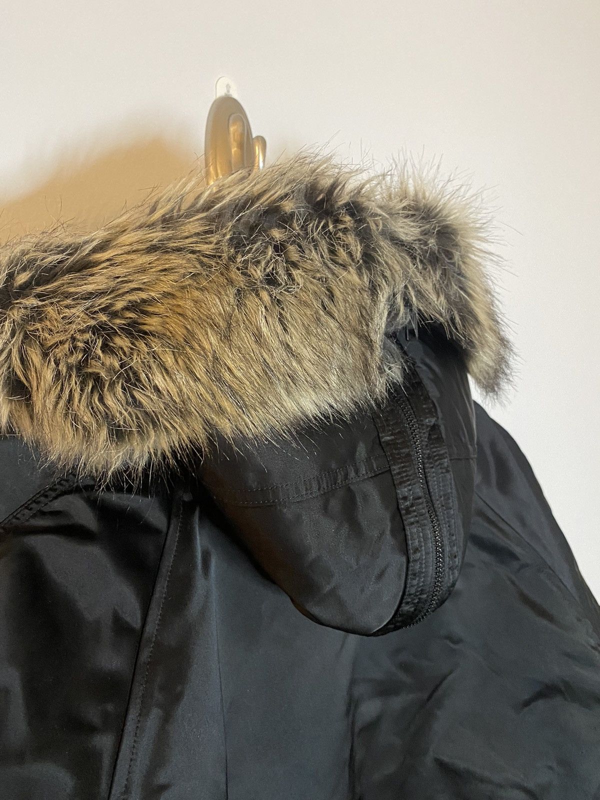 ジャケット・アウター YEEZY SEASON 1 FUR BOMBER ADIDAS YEEZY SEASON 1 – Saint Alfred