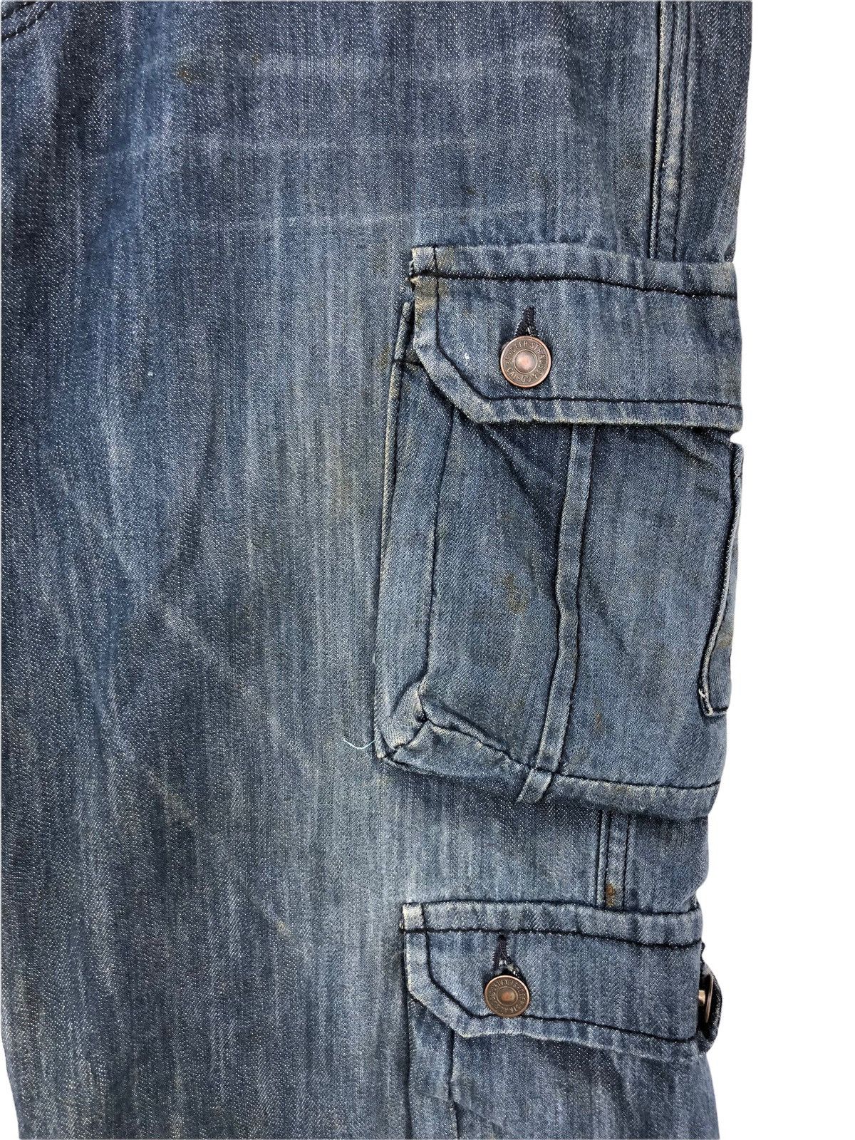 Japanese Brand 🔥🔥Japanese FR Multipocket Indigo Cargo Flare Jeans Size US 33 - 7 Thumbnail
