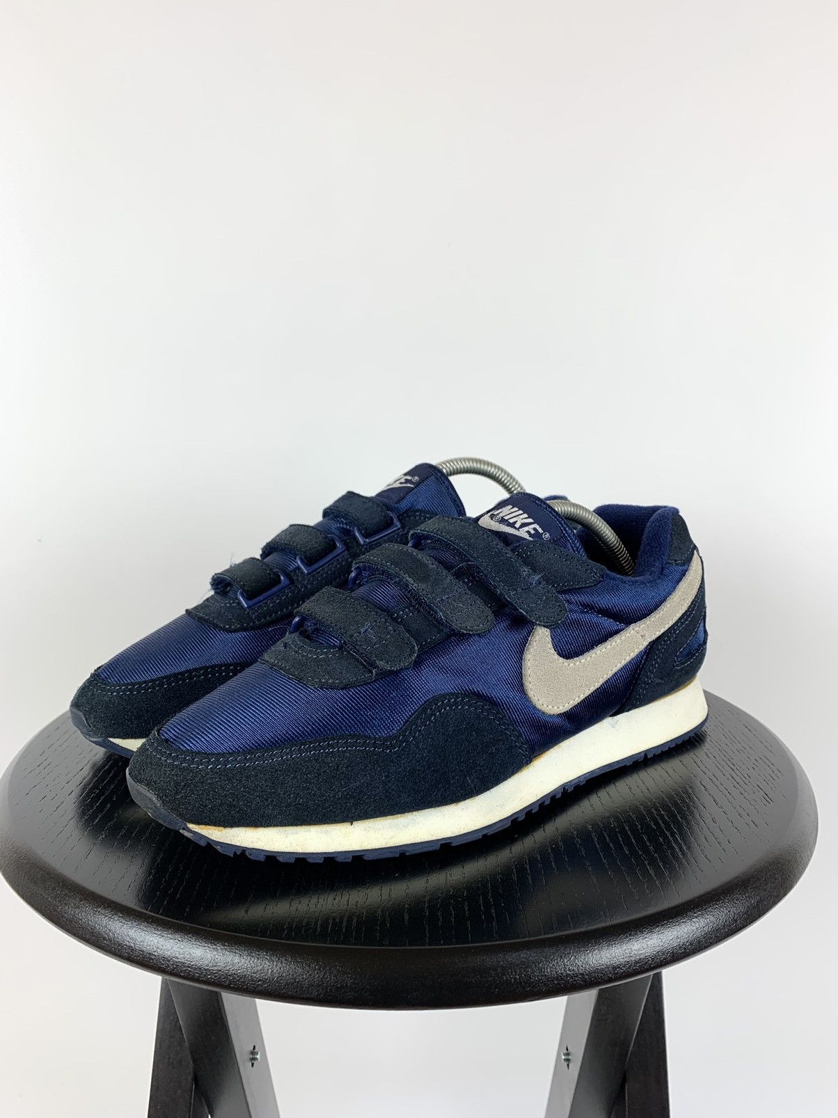 Nike 1989 Vintage Nike Journal Very Rare Shoes Size US 7.5 / EU 40-41 - 2 Thumbnail