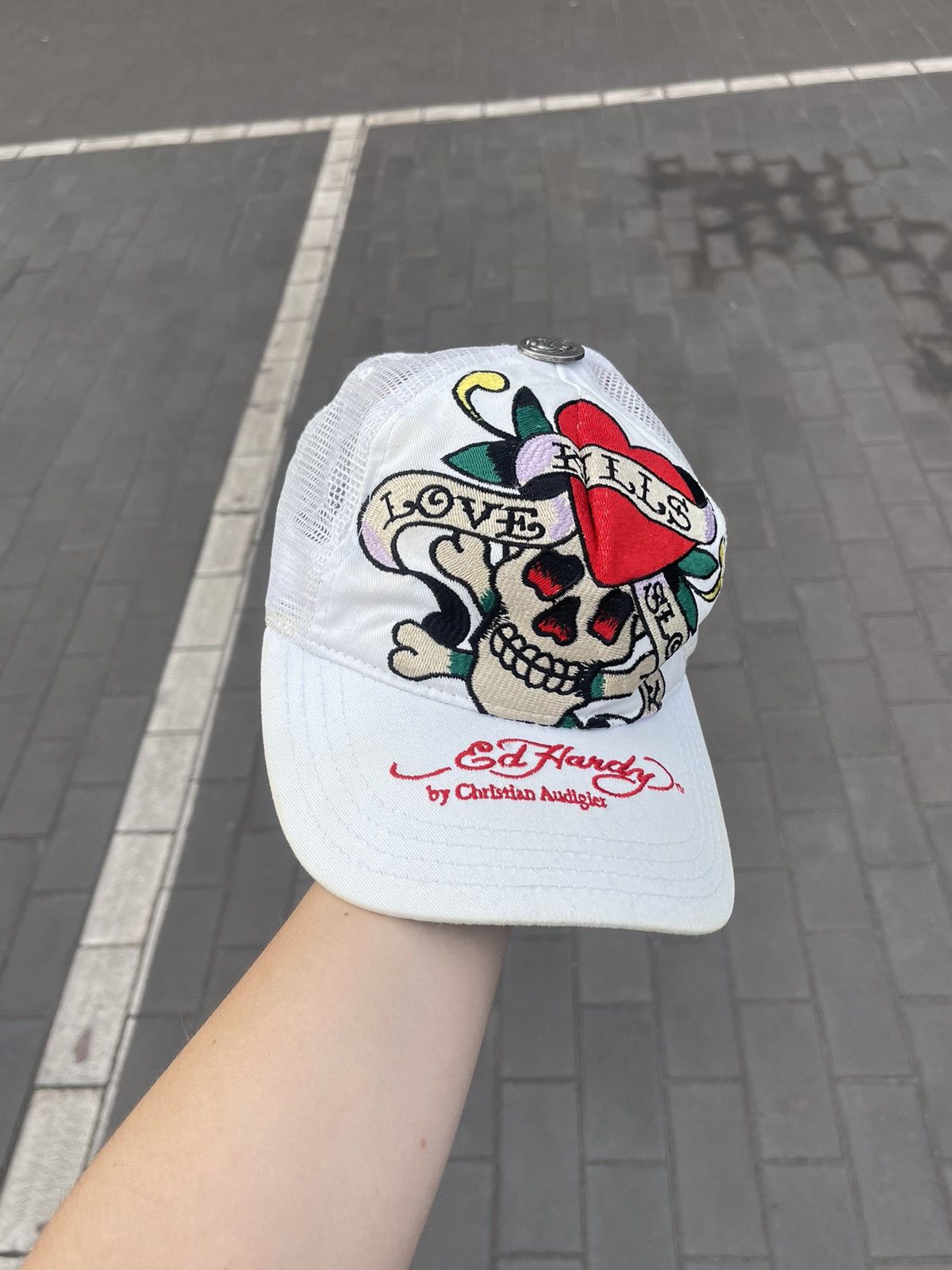 Christian Audigier Vintage Ed Hardy Christian Audigier Skull White Trucker Cap Size ONE SIZE - 1 Thumbnail