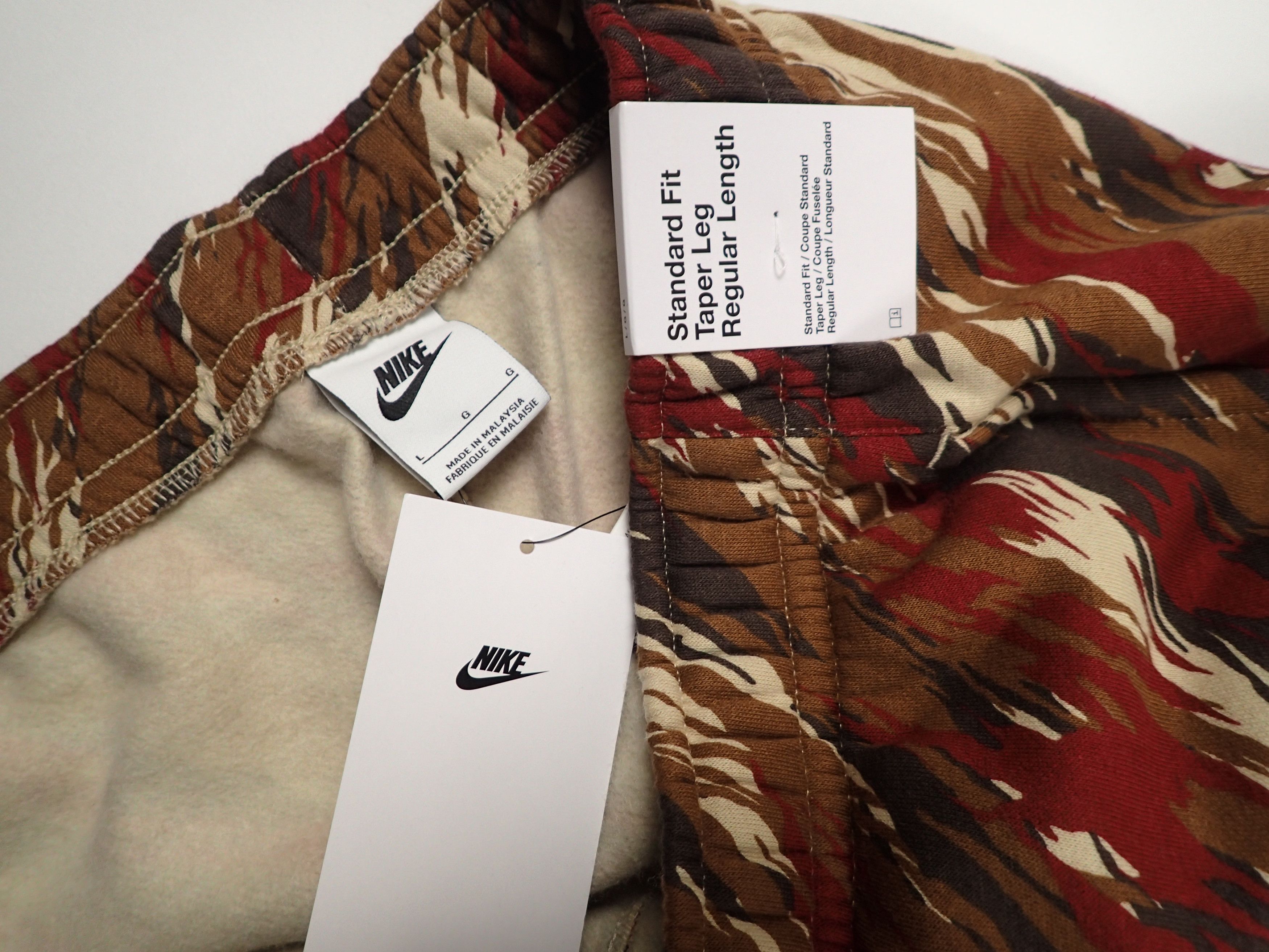 Nike Nike Men's NSW All Over Print Fleece Tracksuit Size US L / EU 52-54 / 3 - 5 Thumbnail
