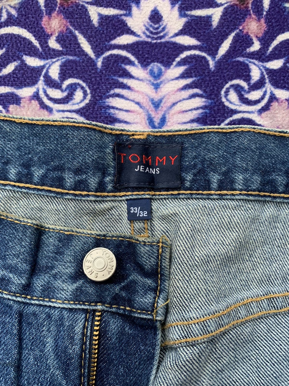 Tommy Hilfiger Vintage Tommy Hilfiger Denim Size US 34 / EU 50 - 7 Thumbnail