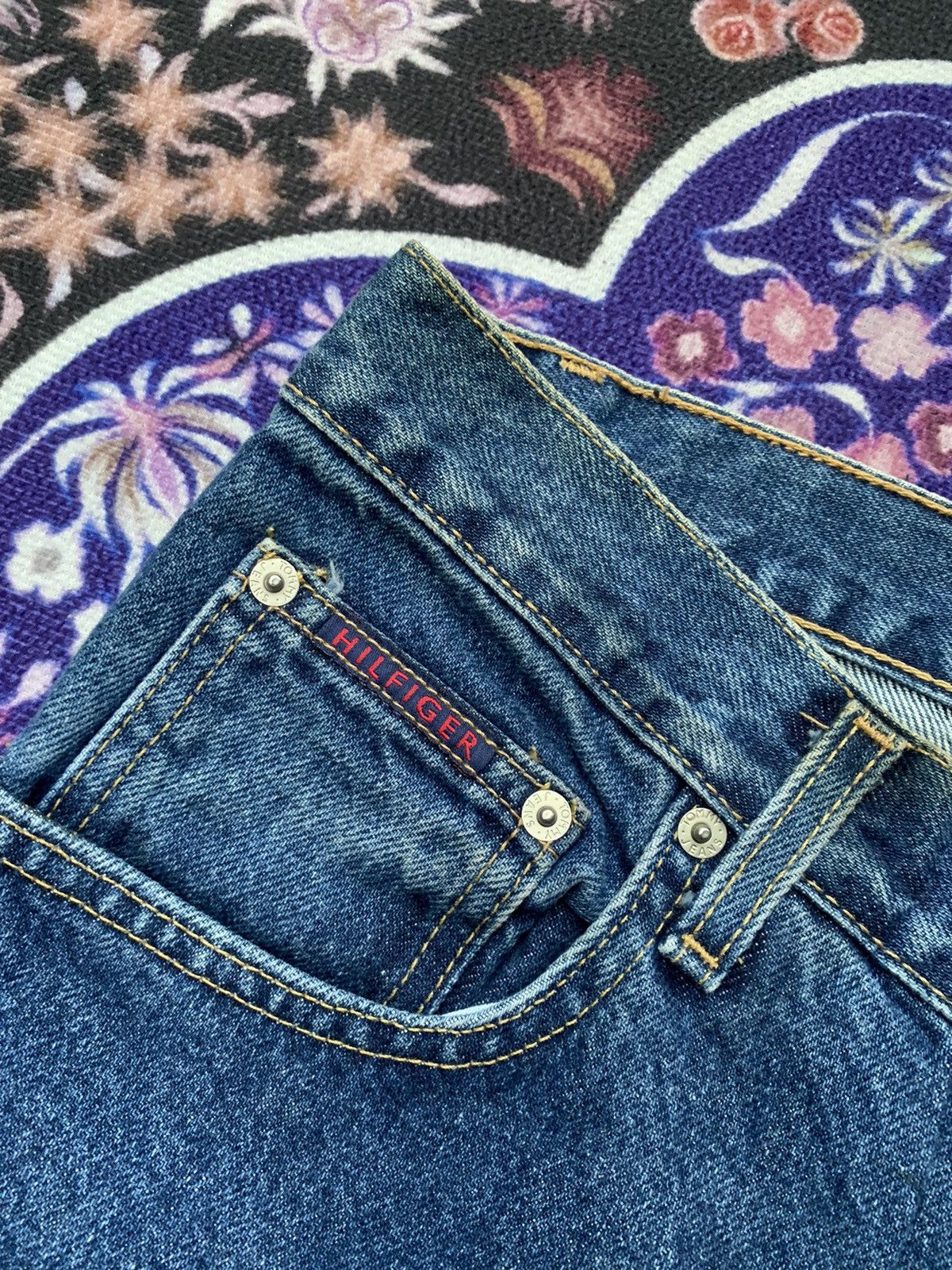 Tommy Hilfiger Vintage Tommy Hilfiger Denim Size US 34 / EU 50 - 6 Thumbnail