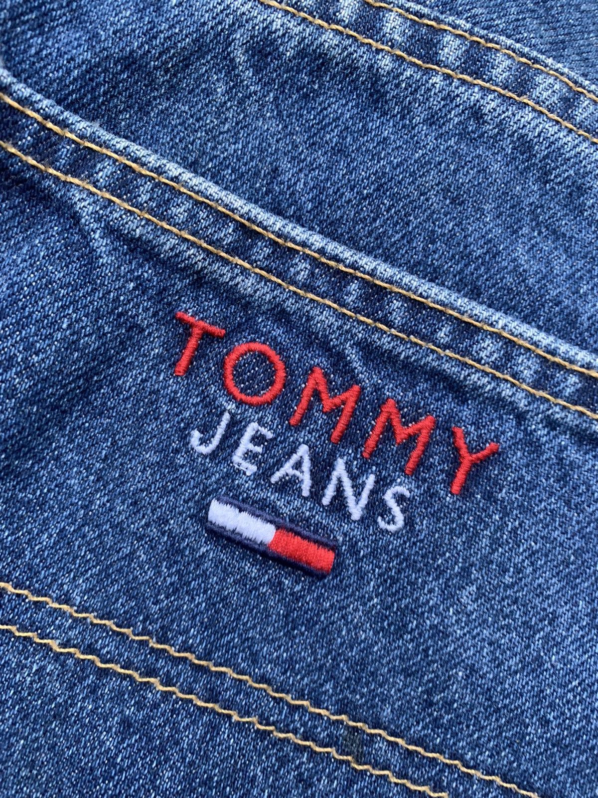 Tommy Hilfiger Vintage Tommy Hilfiger Denim Size US 34 / EU 50 - 13 Thumbnail