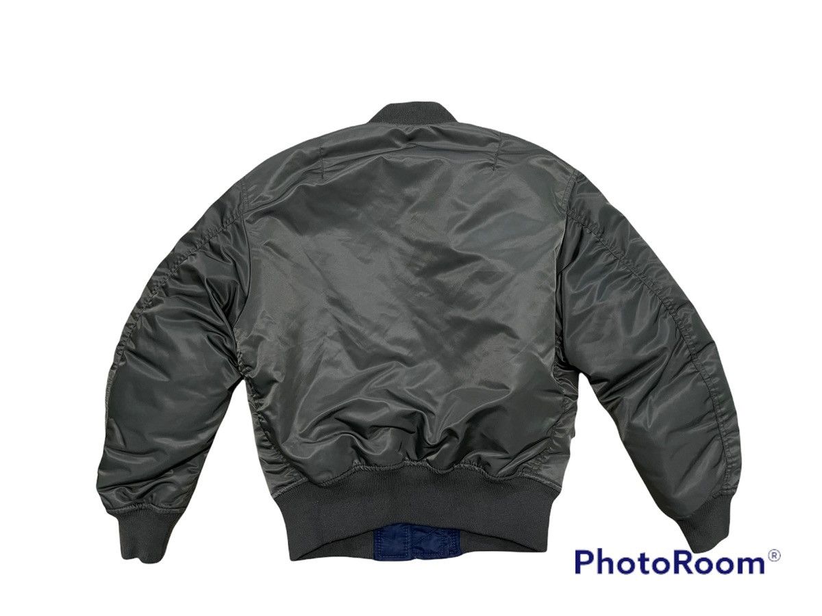 Jun Takahashi BINDING OFFER🔥UNDERCOVER UNIQLO BOMBER MA-1 REVERSIBLE Size US S / EU 44-46 / 1 - 4 Thumbnail
