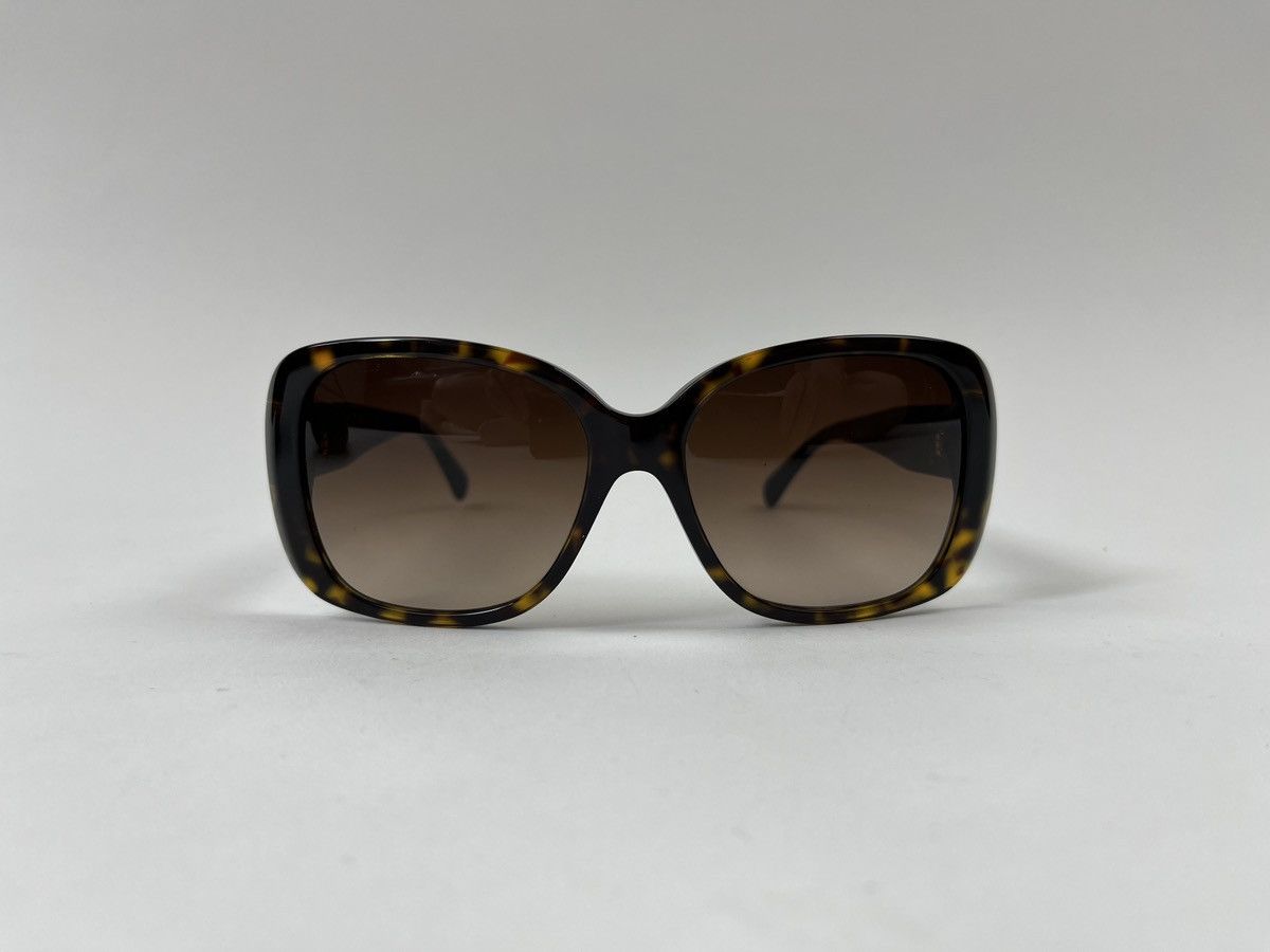 Chanel Chanel Sunglasses Brown Tortoise W/Gold Turn Lock CC Logo Size ONE SIZE - 2 Thumbnail