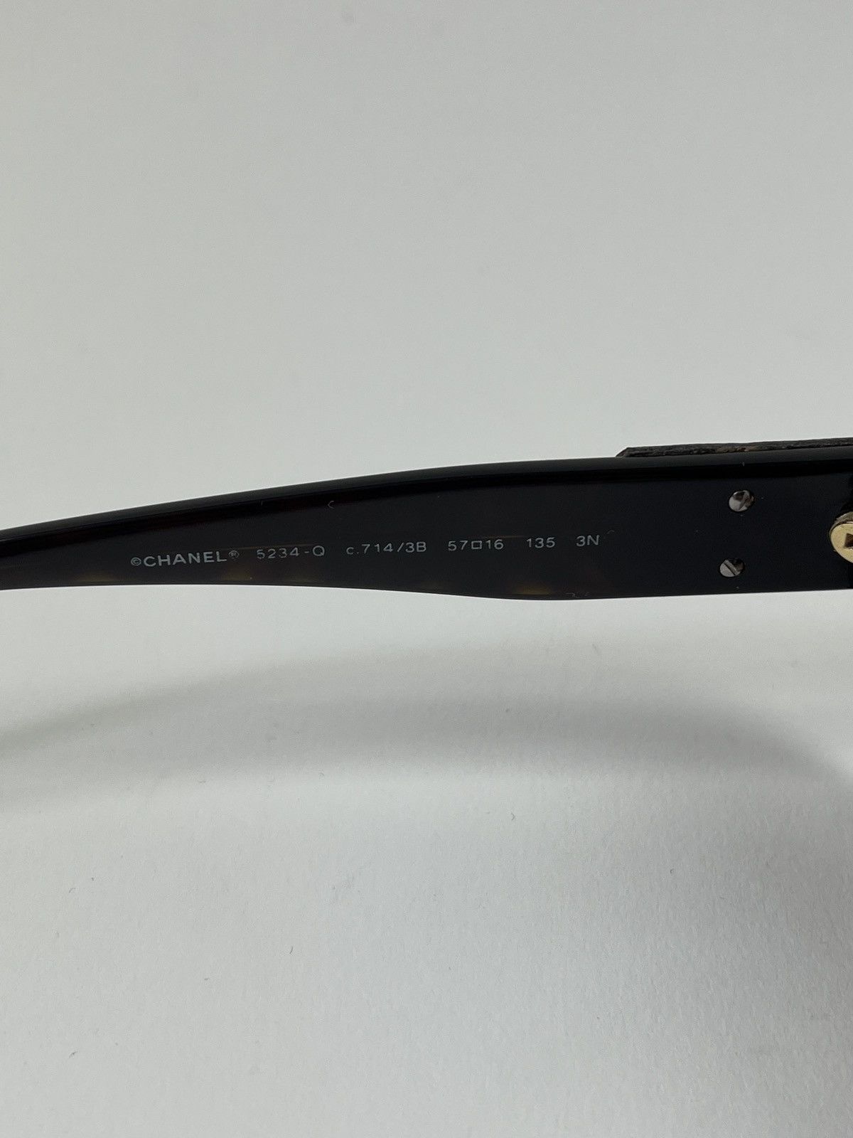 Chanel Chanel Sunglasses Brown Tortoise W/Gold Turn Lock CC Logo Size ONE SIZE - 6 Thumbnail