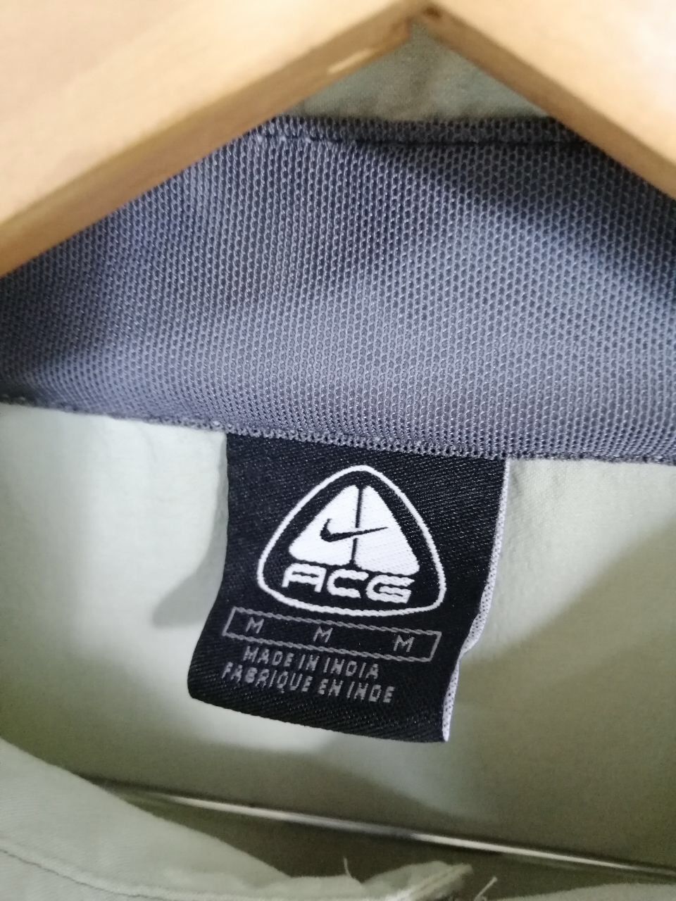 Nike ACG Nike ACG Button Up Shirt Nice Design Small Logo Size US M / EU 48-50 / 2 - 3 Thumbnail