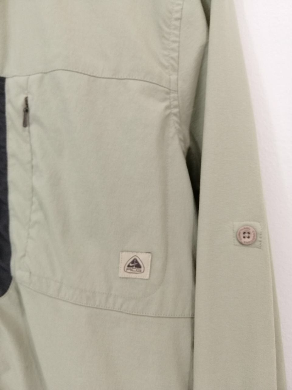 Nike ACG Nike ACG Button Up Shirt Nice Design Small Logo Size US M / EU 48-50 / 2 - 4 Thumbnail