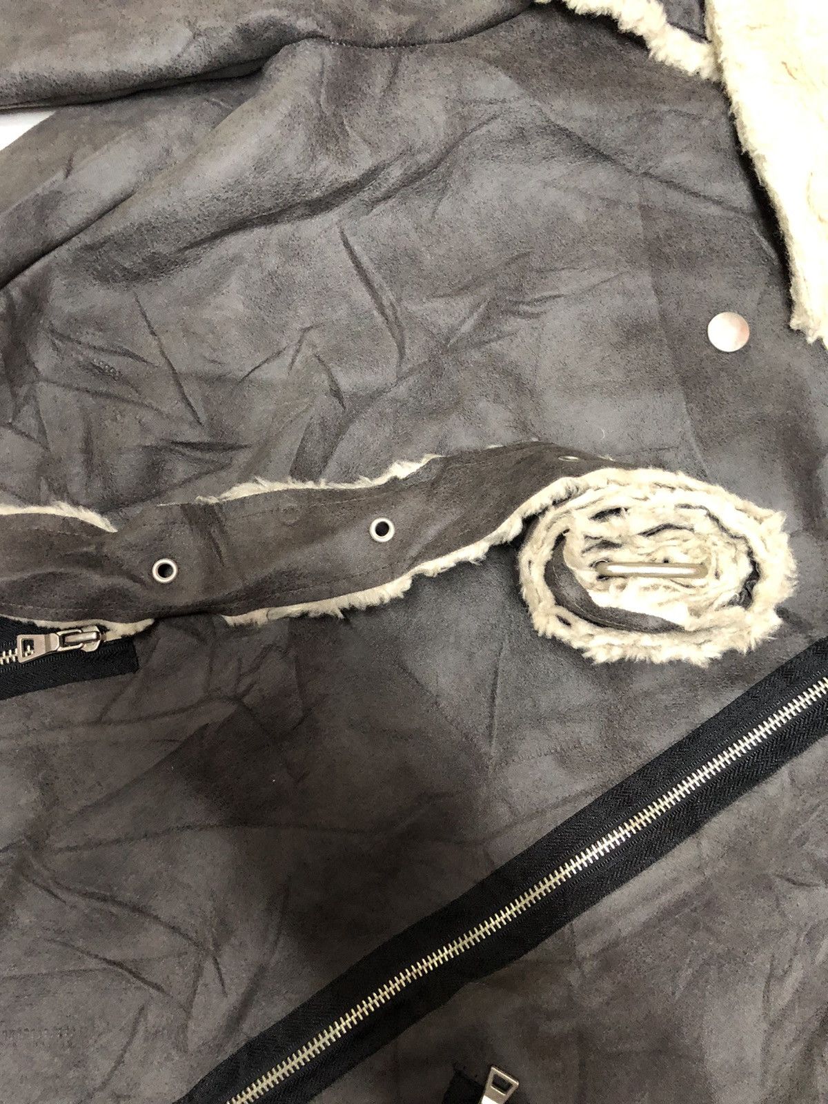 Japanese Brand × Vintage VINTAGE AMY COMPANY BELTED SHEARLING SUEDE JACKET Size US L / EU 52-54 / 3 - 3 Thumbnail