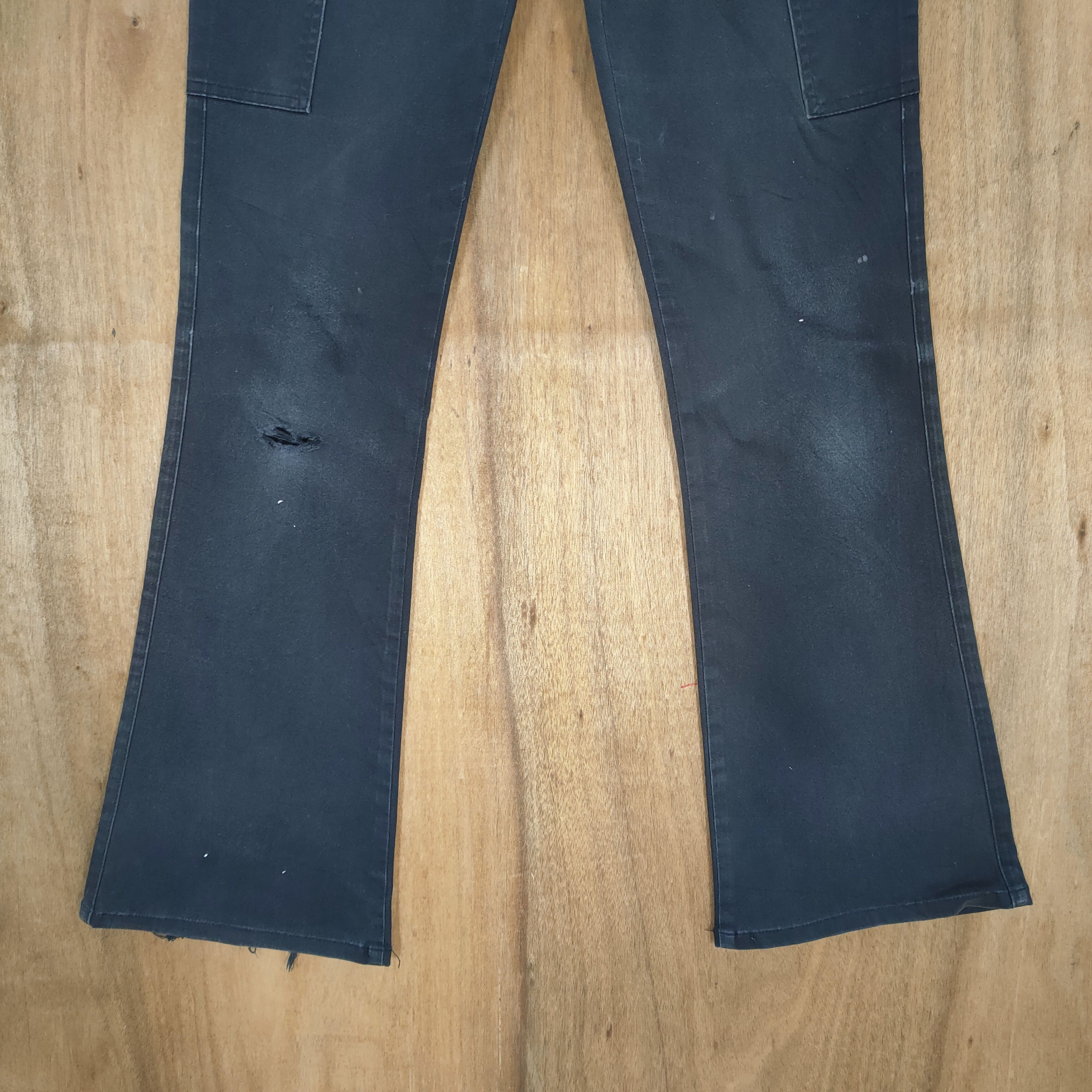 Japanese Brand × Levi's × Vintage VINTAGE LEVI'S LADY BOOTCUT BLACK WOMEN CARGO PANTS Size US 29 - 3 Thumbnail