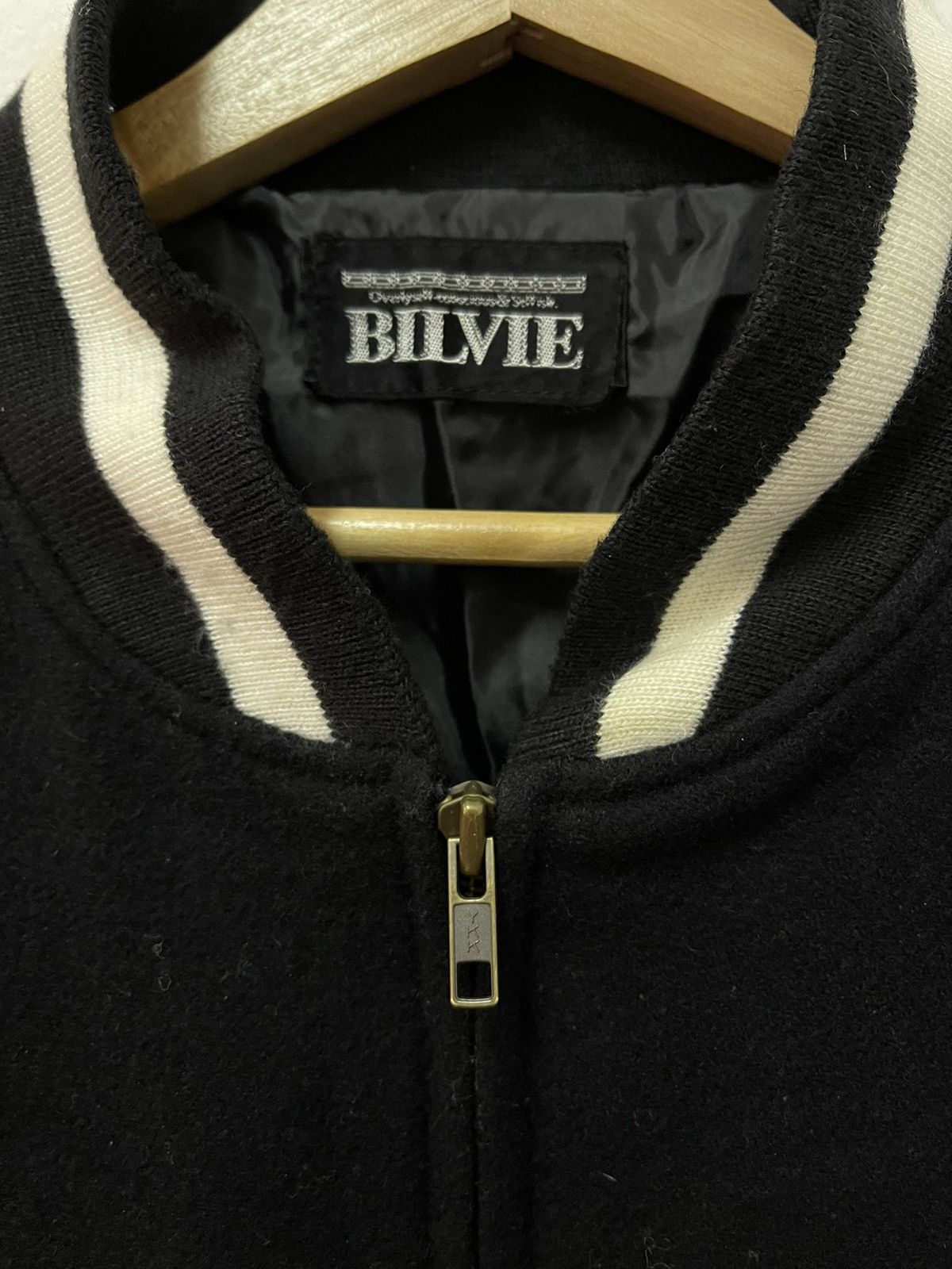 Dragonfly × Japanese Brand × Vintage Vintage Japanese Bilvie Dragonfly BigLogo Embroidery Jacket Size US M / EU 48-50 / 2 - 8 Thumbnail