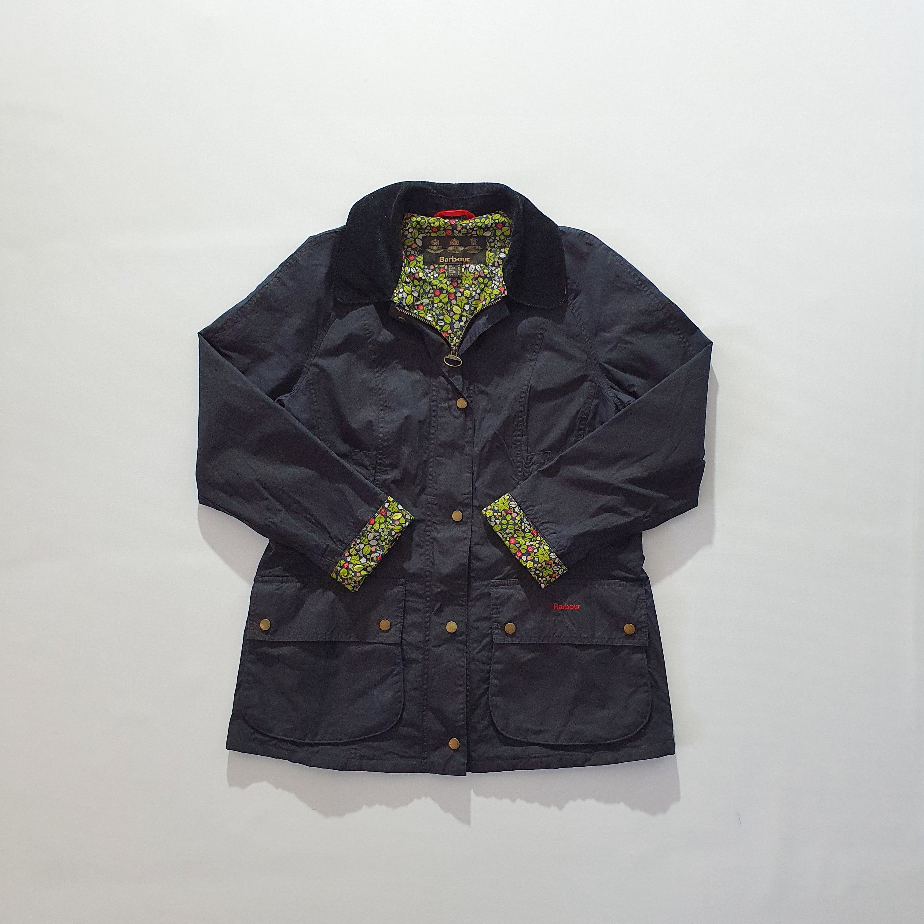 Barbour × Vintage Rare Barbour Corduroy Neck Multi pockets Jacket Size M / US 6-8 / IT 42-44 - 8 Thumbnail
