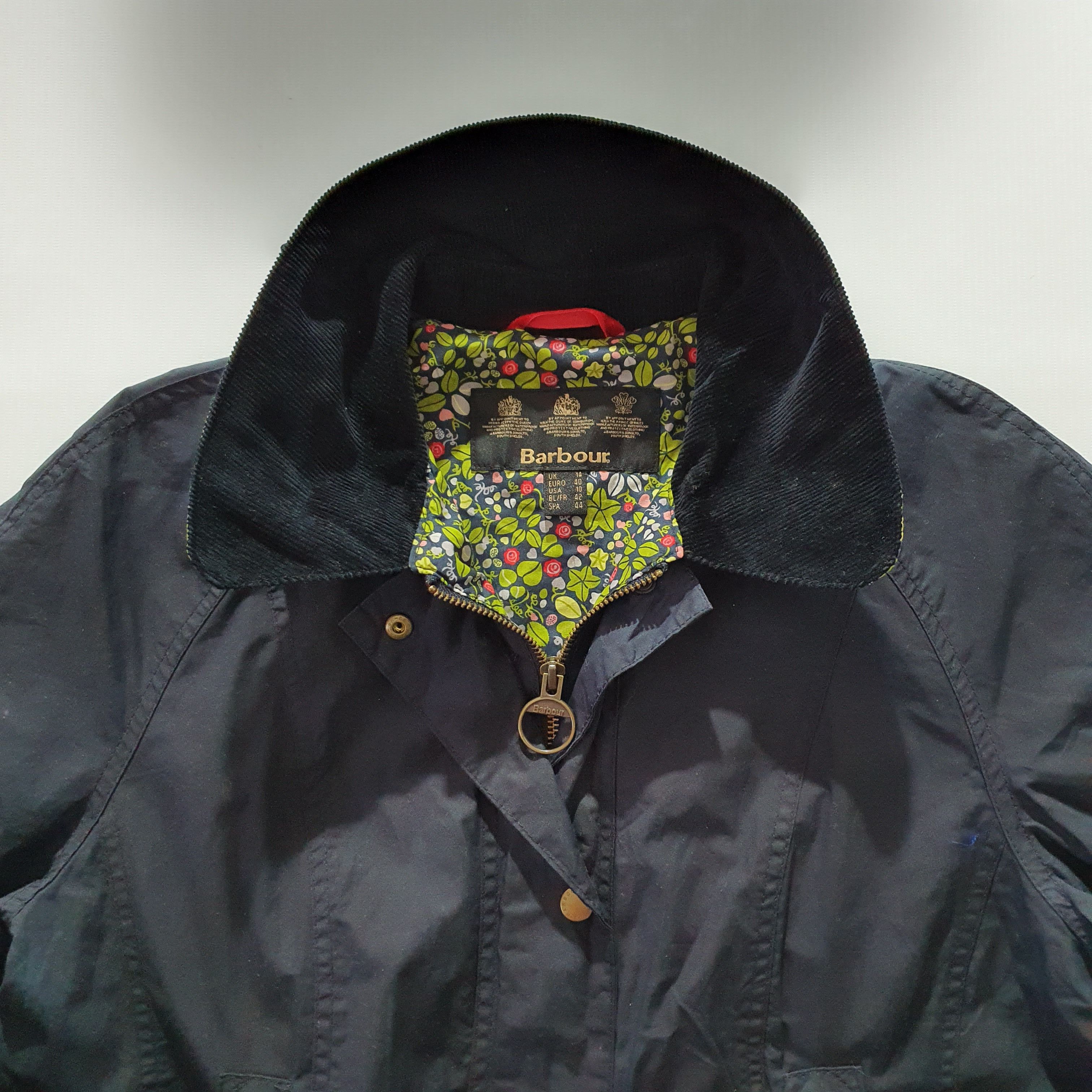 Barbour × Vintage Rare Barbour Corduroy Neck Multi pockets Jacket Size M / US 6-8 / IT 42-44 - 13 Thumbnail