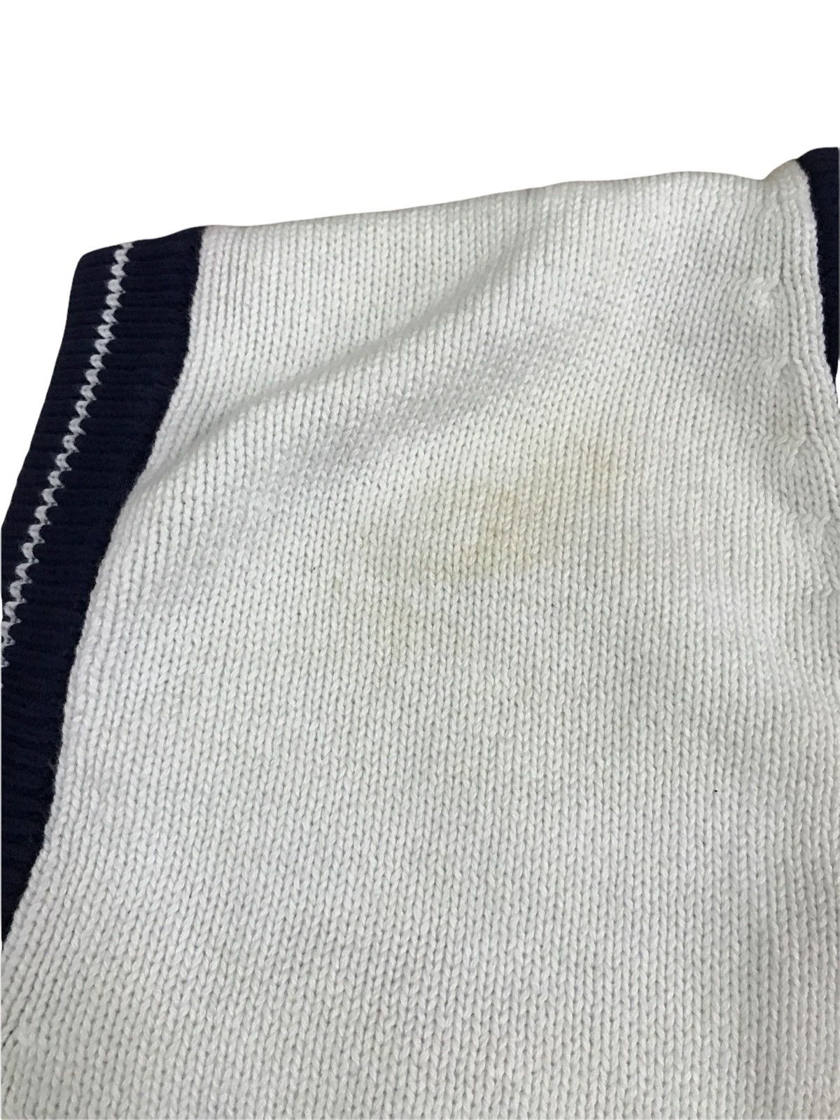 Fila × Vintage Vintage Fila Hand Knit Sleeveless Vest Jacket Size US M / EU 48-50 / 2 - 4 Thumbnail