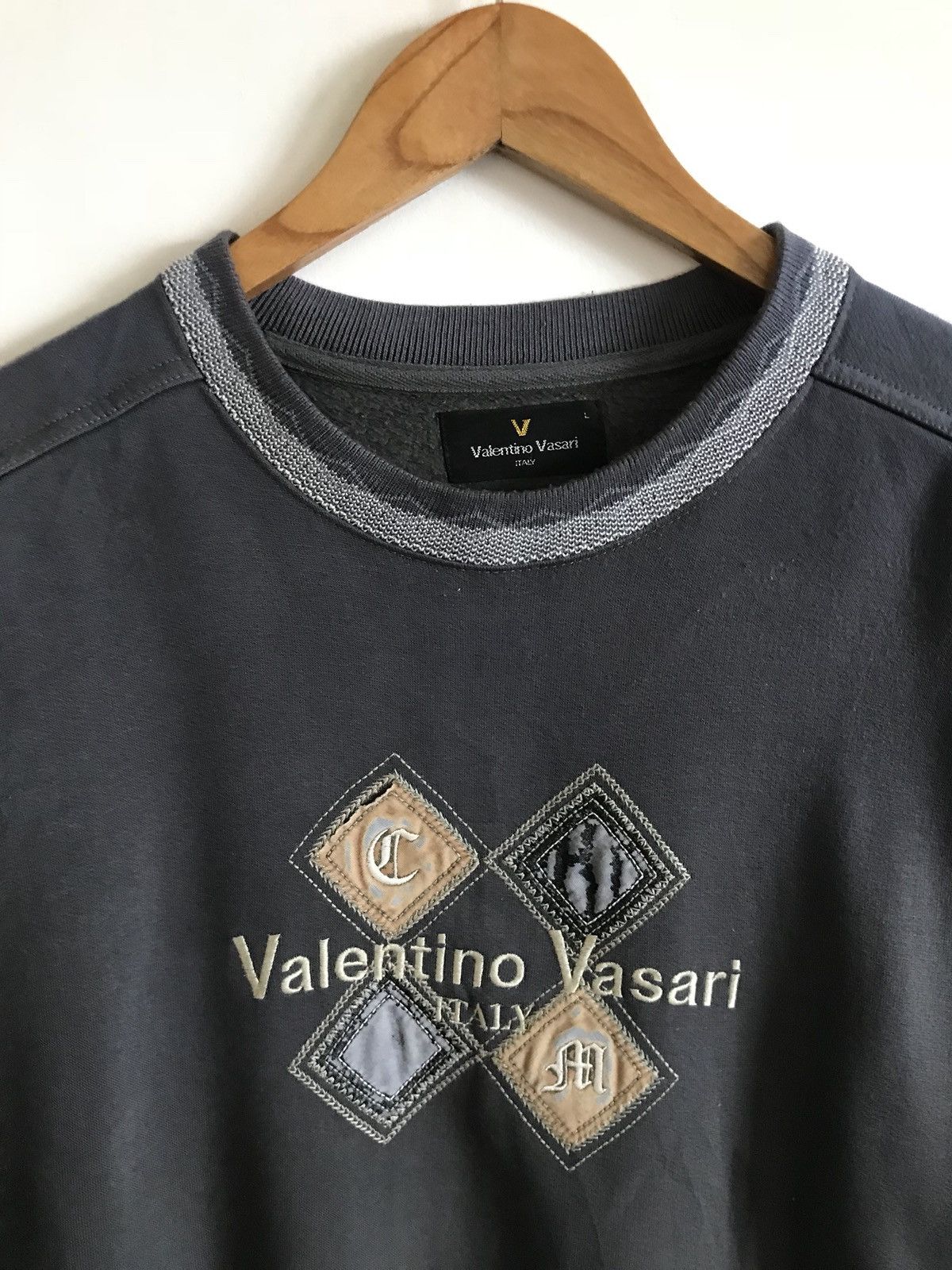 Valentino Valentino Vasari Big Logo Sweatshirt Size US L / EU 52-54 / 3 - 1 Thumbnail