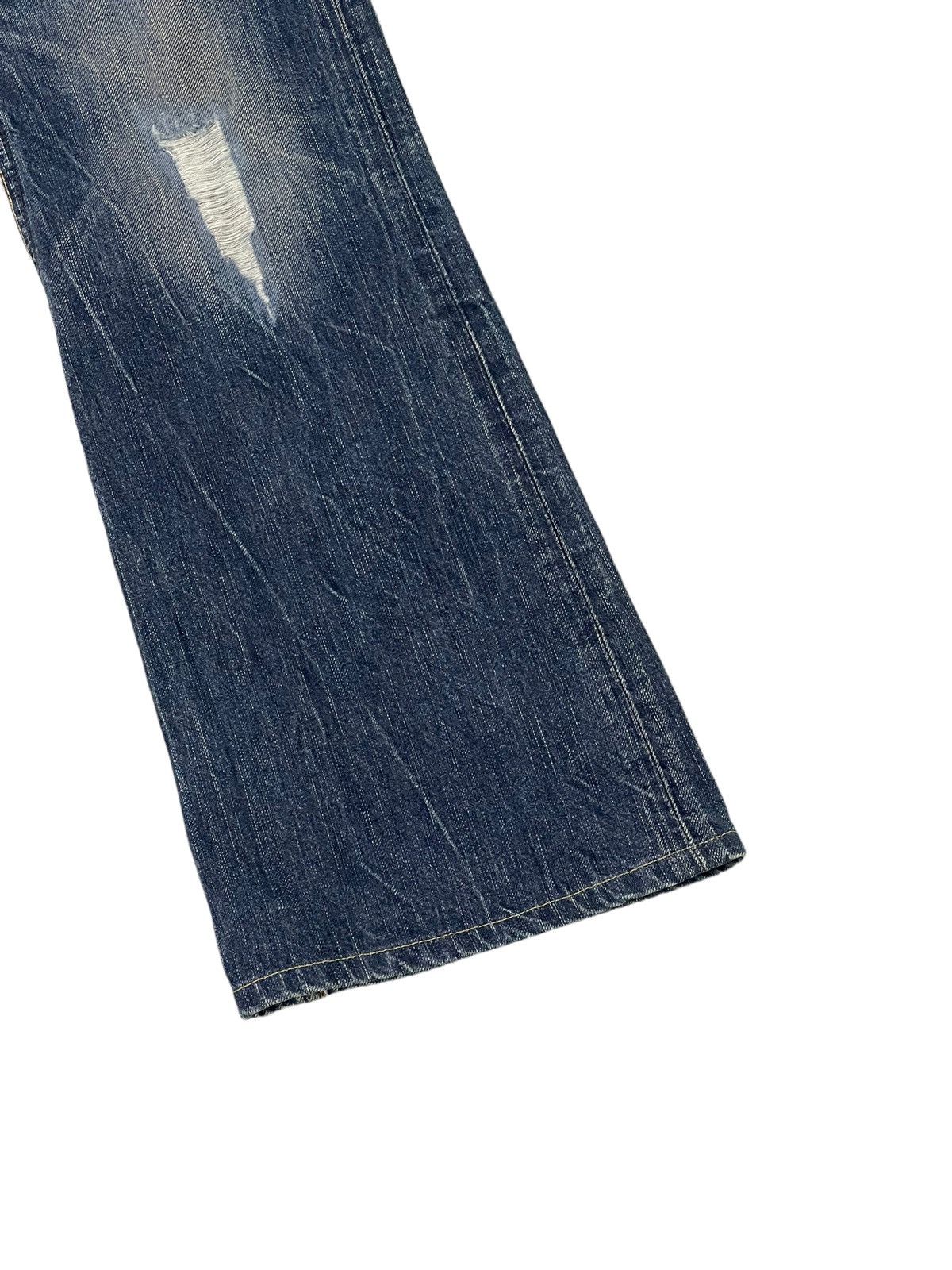 Edwin Flare Jeans Edwin Distress Denim Low Rise Boot Cut 3🟦5 Size US 30 / EU 46 - 4 Thumbnail