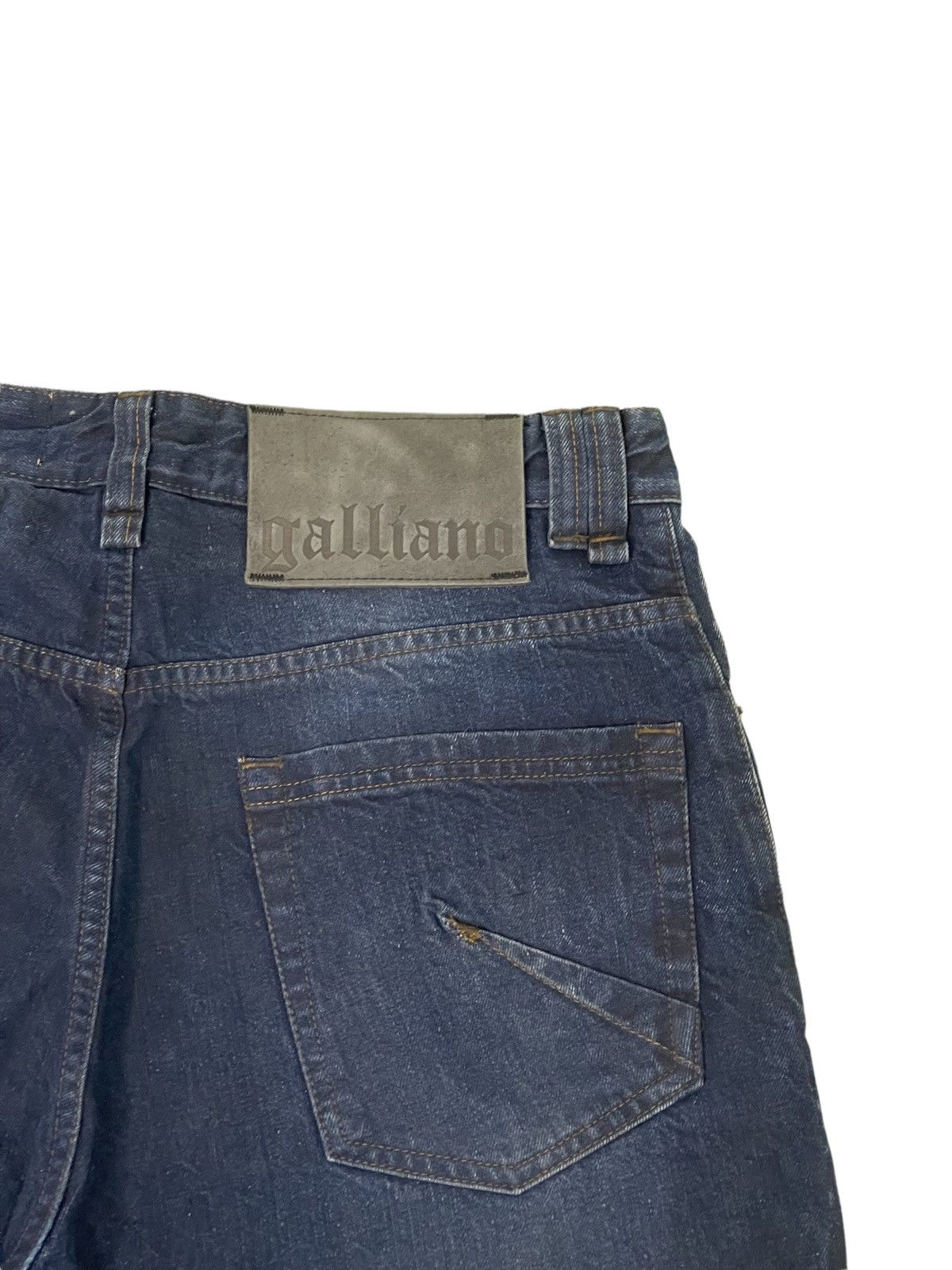 John Galliano Made in Italy Galliano Newspaper Patch Jeans Regular 9🟦 Size US 33 - 14 Thumbnail