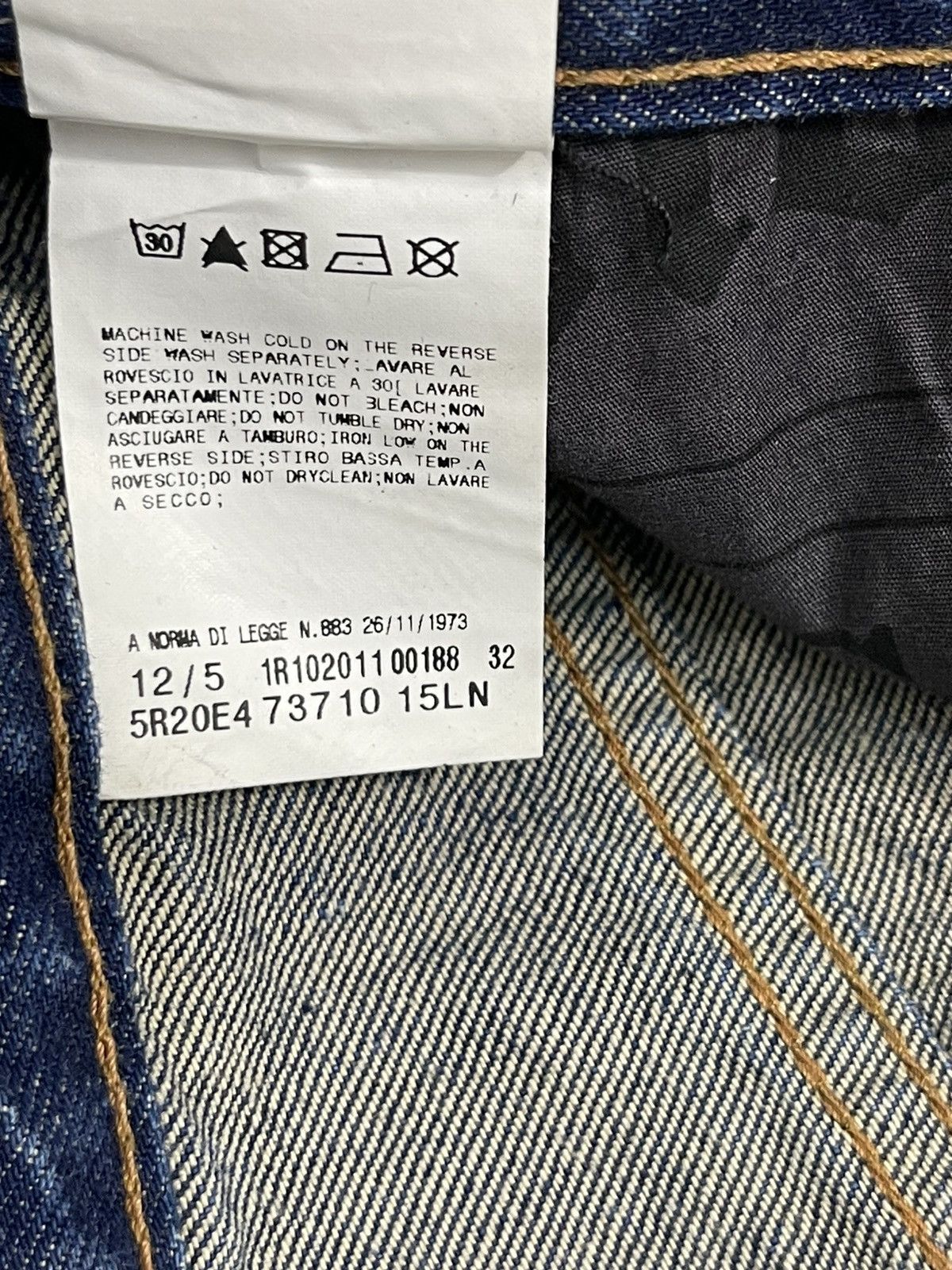 John Galliano Made in Italy Galliano Newspaper Patch Jeans Regular 9🟦 Size US 33 - 16 Thumbnail