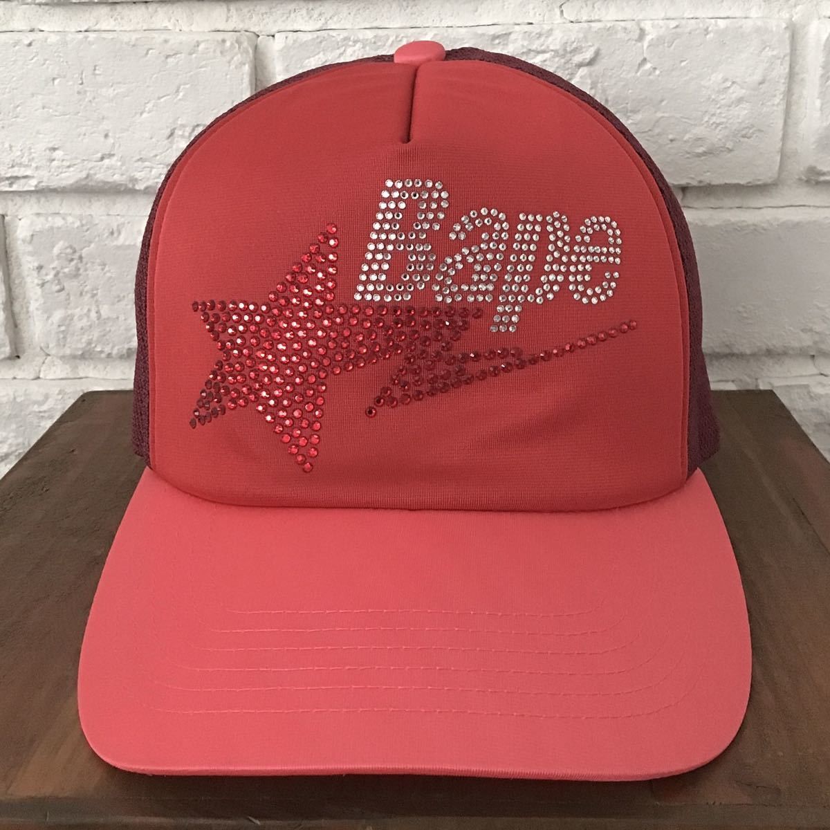 Bape × Swarovski ✨Red Swarovski✨ BAPESTA logo trucker hat cap BAPE STAR NIGO Size ONE SIZE - 1 Thumbnail