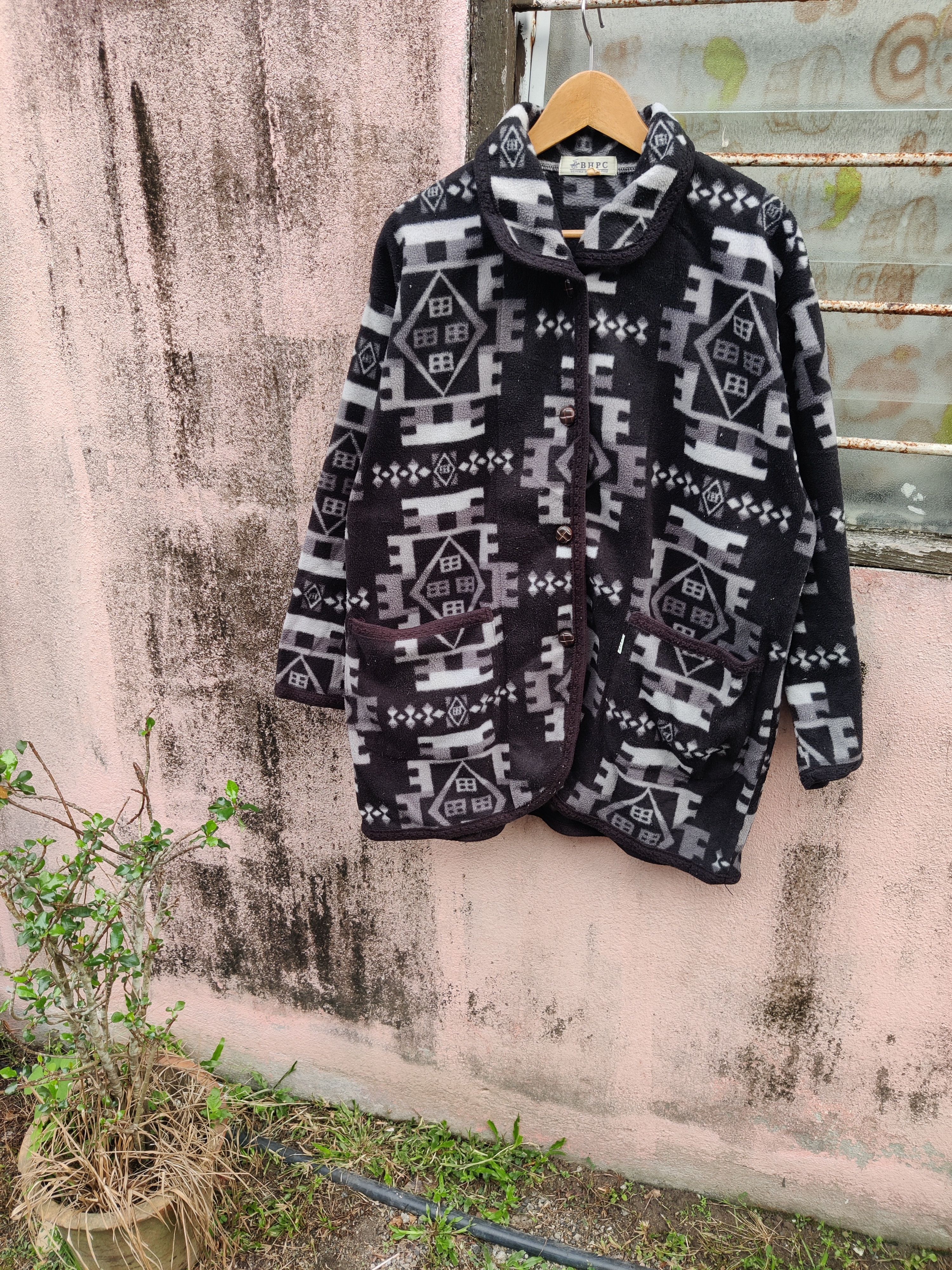 Other Vintage Beverly Hills Polo Digital Printed Fleece Jacket Size US XL / EU 56 / 4 - 1 Thumbnail
