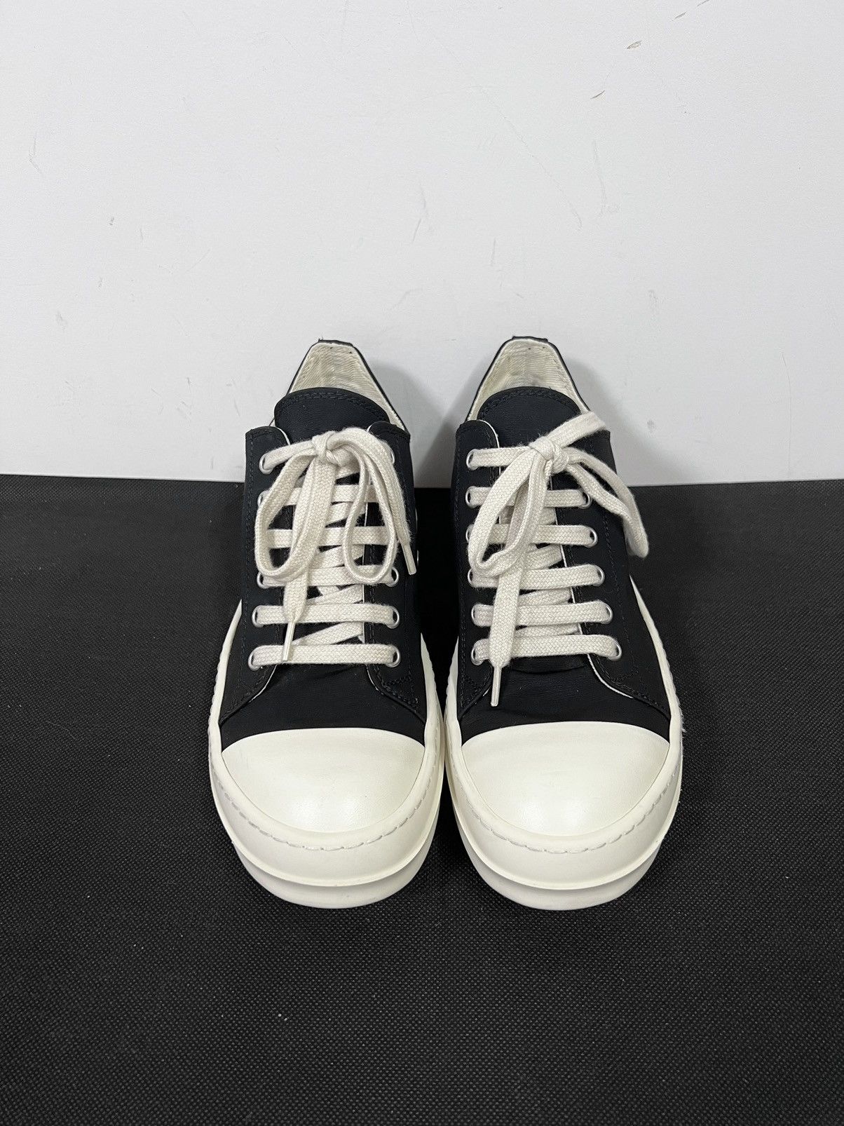 Rick Owens Drkshdw Rick owens drkshdw ramones low sneakers sz 36 Size US 6 / IT 36 - 3 Thumbnail