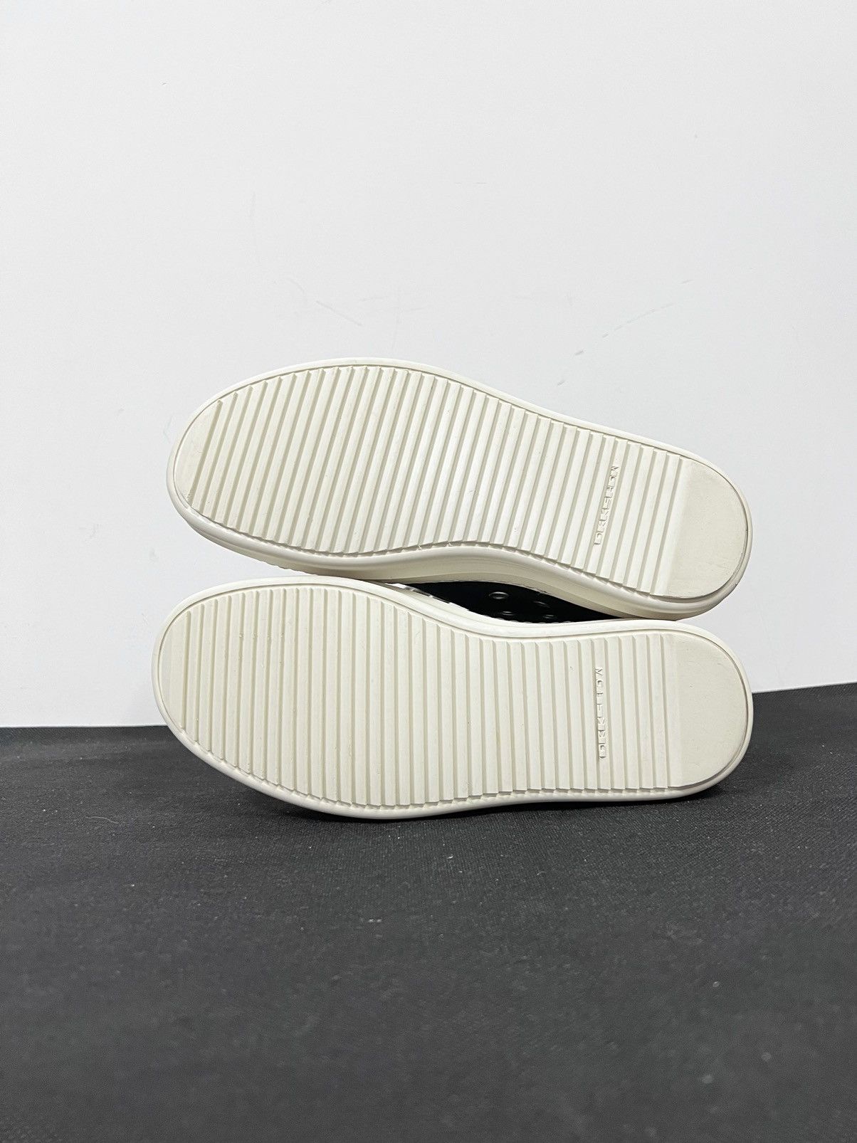 Rick Owens Drkshdw Rick owens drkshdw ramones low sneakers sz 36 Size US 6 / IT 36 - 9 Thumbnail