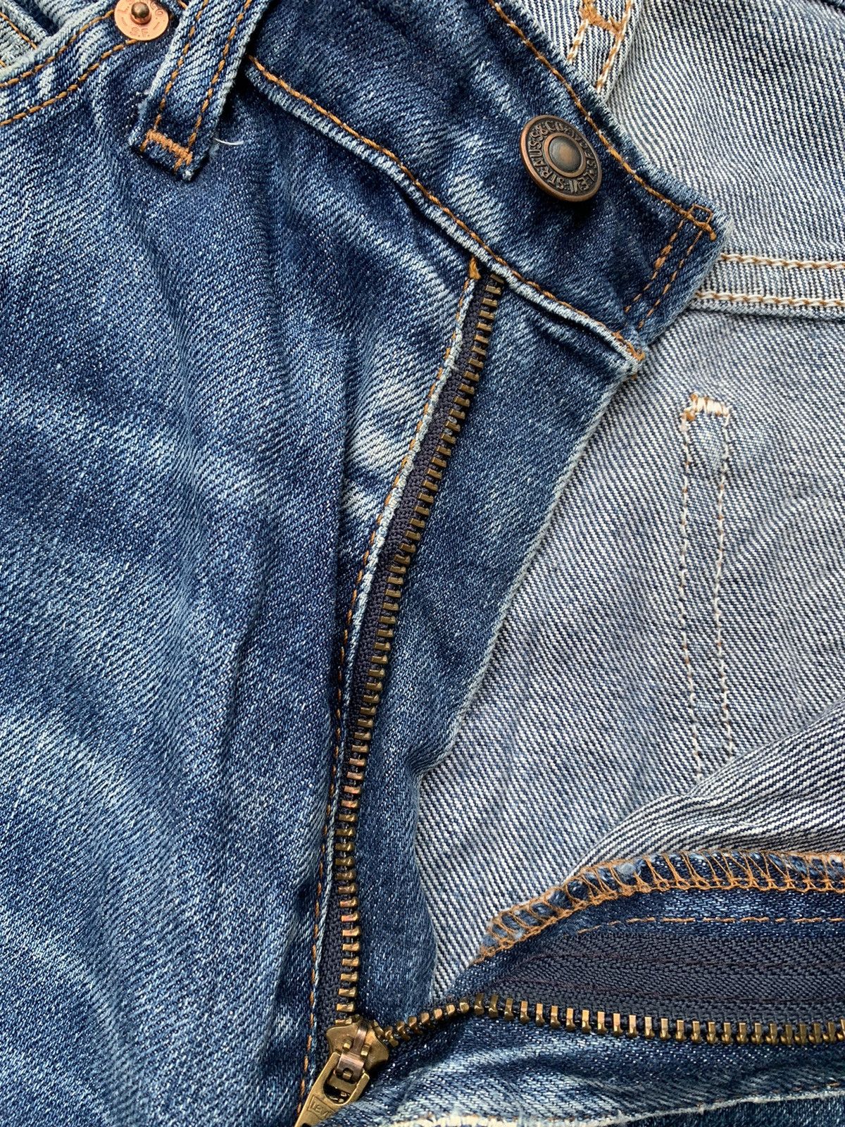 Levi's Vintage Clothing Vintage Levis 605 Orange Tag Distressed Denim Size US 32 / EU 48 - 4 Thumbnail