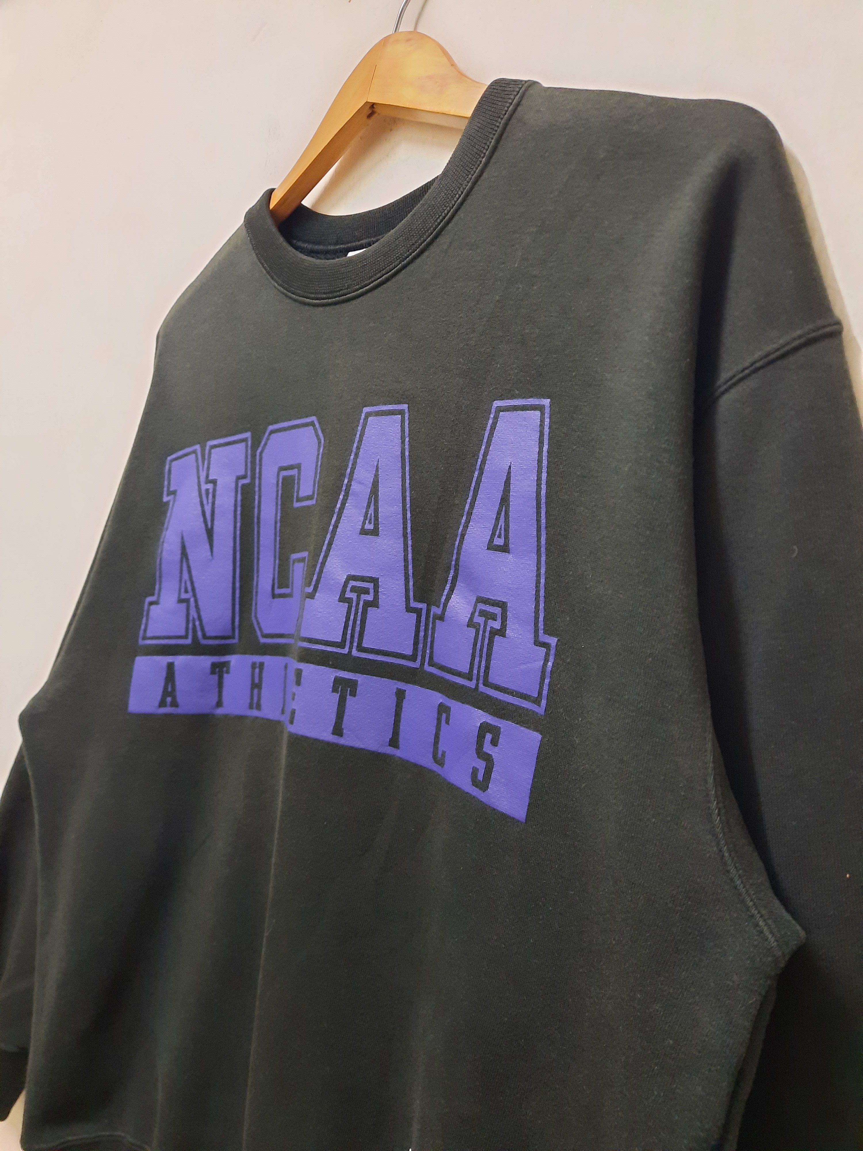 NCAA VINTAGE NCAA SWEATSHIRT CREWNECK PULLOVER Size US M / EU 48-50 / 2 - 2 Thumbnail