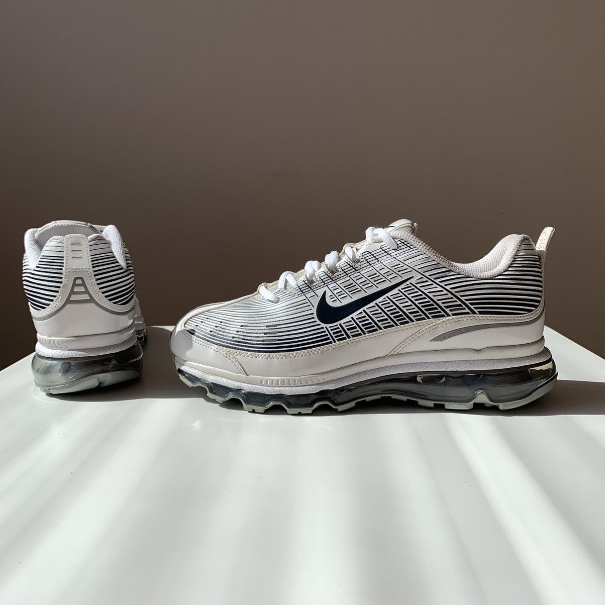 Nike !NEW Nike Air Max 2006 (360) Leather White Obsidian Size US 9 / EU 42 - 4 Thumbnail