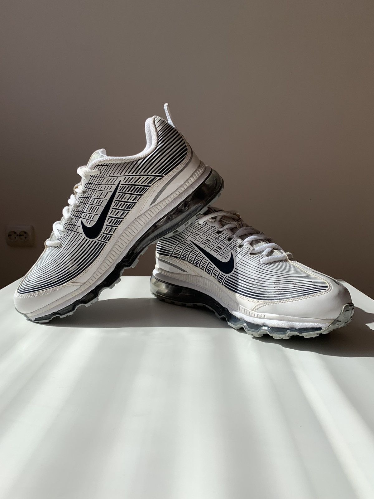 Nike !NEW Nike Air Max 2006 (360) Leather White Obsidian Size US 9 / EU 42 - 8 Thumbnail