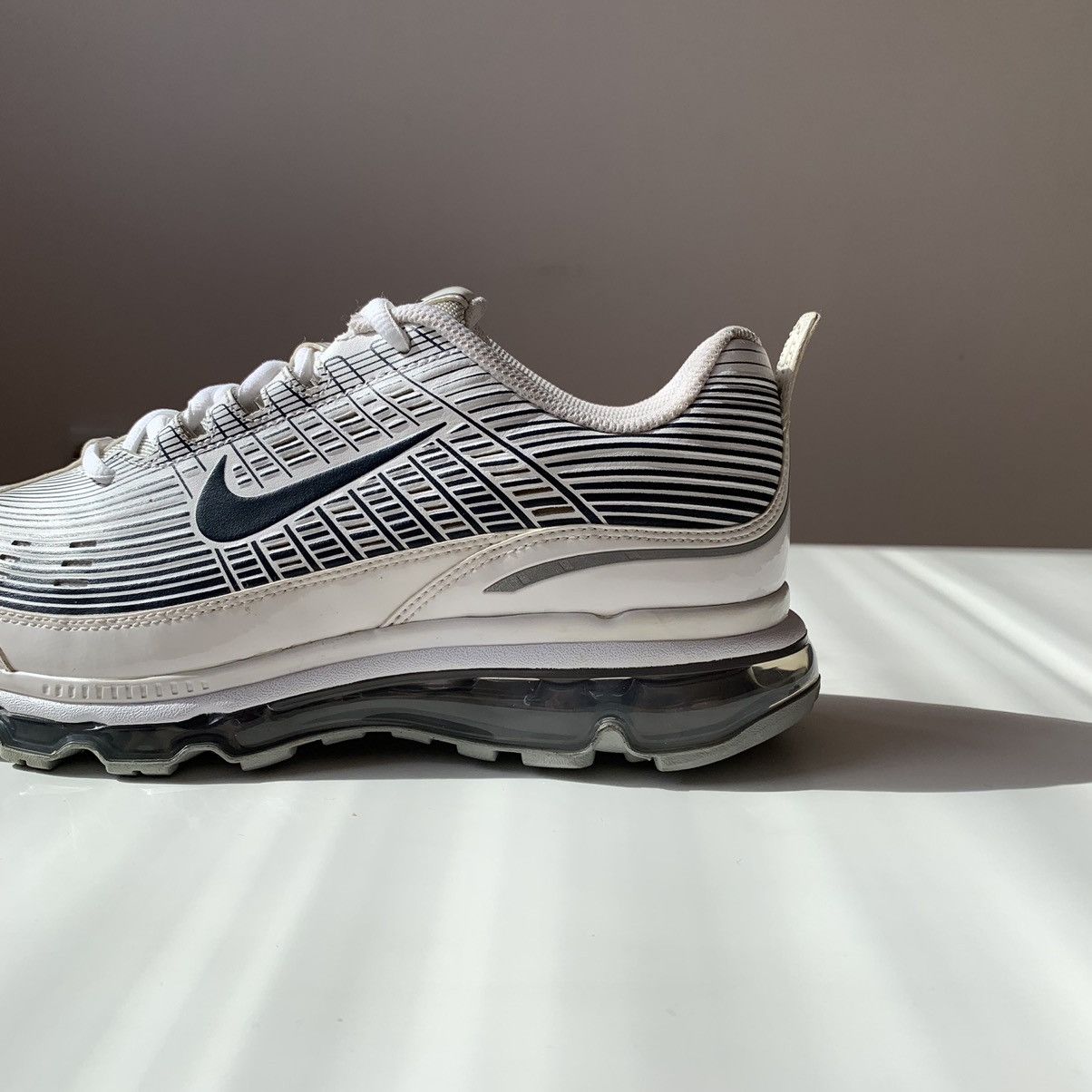 Nike !NEW Nike Air Max 2006 (360) Leather White Obsidian Size US 9 / EU 42 - 11 Thumbnail