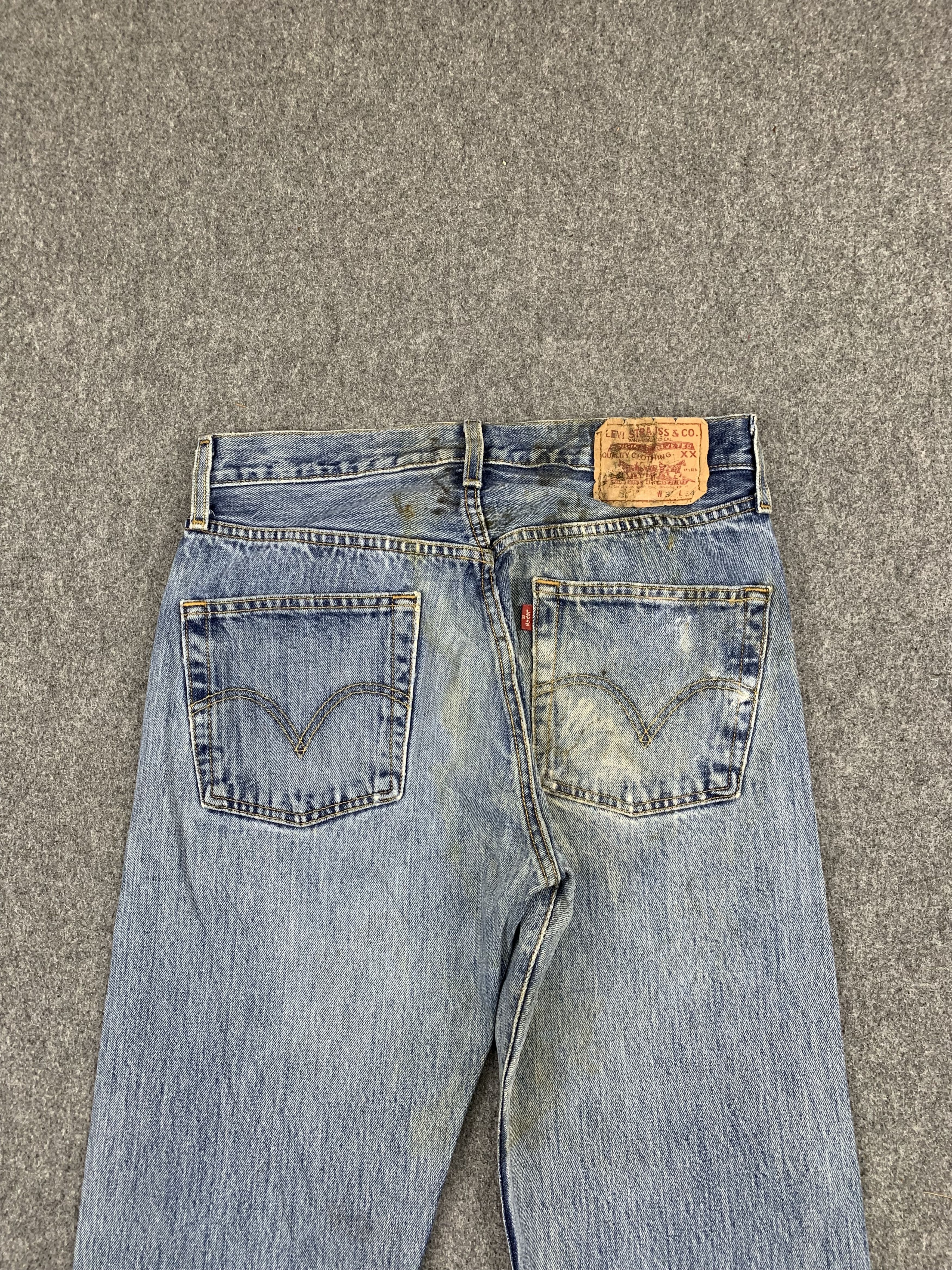 Levi's Vintage Levis 501 Light Wash Distressed Jeans DP1832 Size US 30 / EU 46 - 4 Thumbnail