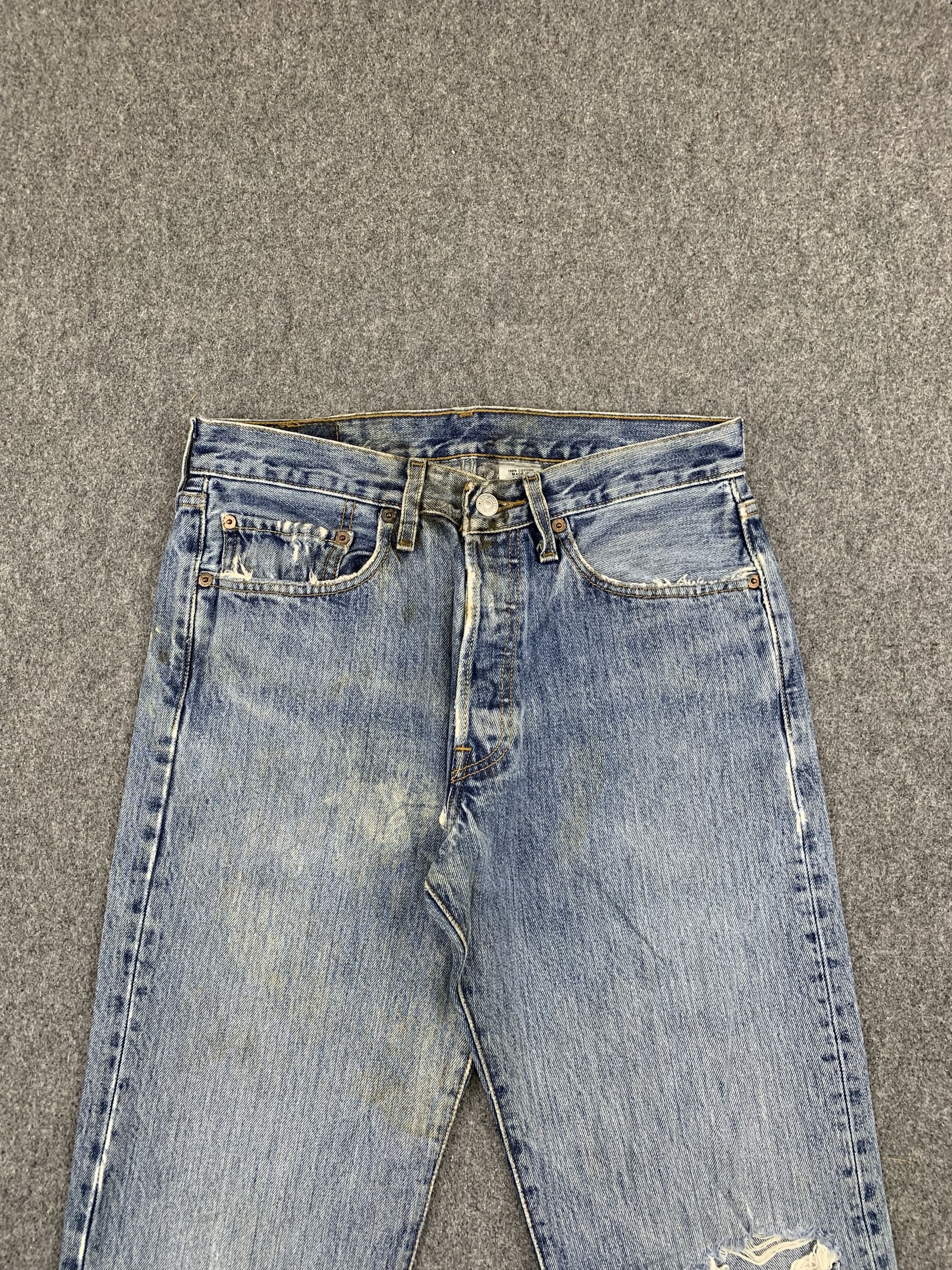 Levi's Vintage Levis 501 Light Wash Distressed Jeans DP1832 Size US 30 / EU 46 - 2 Thumbnail