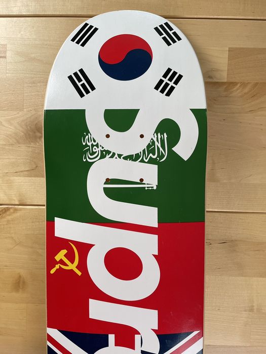 Supreme flags outlet deck