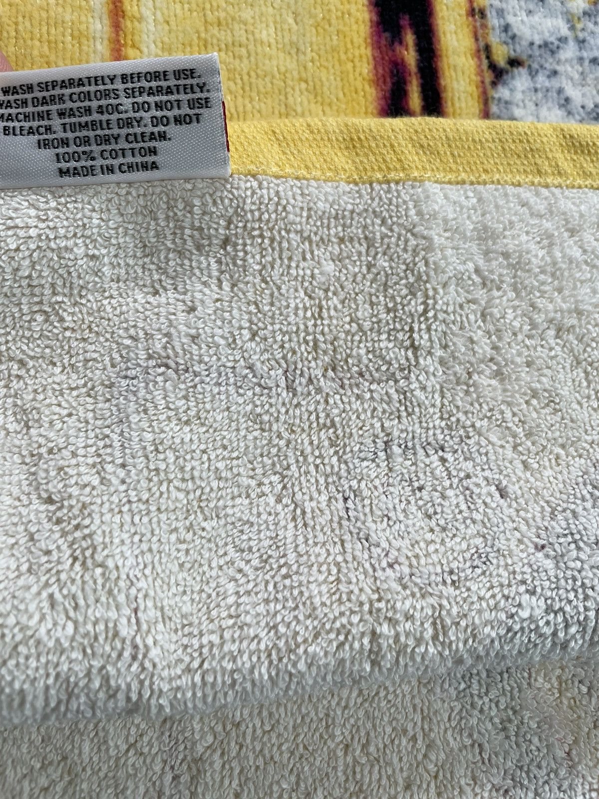 Supreme Supreme Bling Box Logo Towel 2013 Size ONE SIZE - 9 Thumbnail