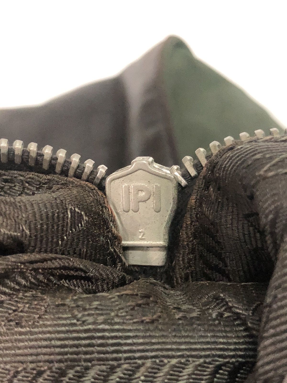 Prada Prada Leather Trim Olive Green Nylon Shoulder Bag Size ONE SIZE - 5 Thumbnail