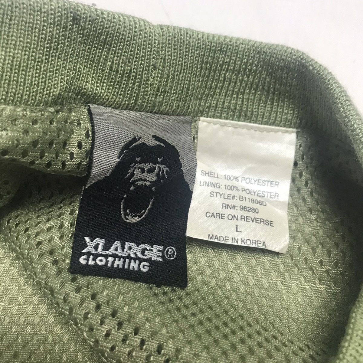 Xlarge Vintage XLARGE Pullover Windbreaker Size US L / EU 52-54 / 3 - 5 Thumbnail