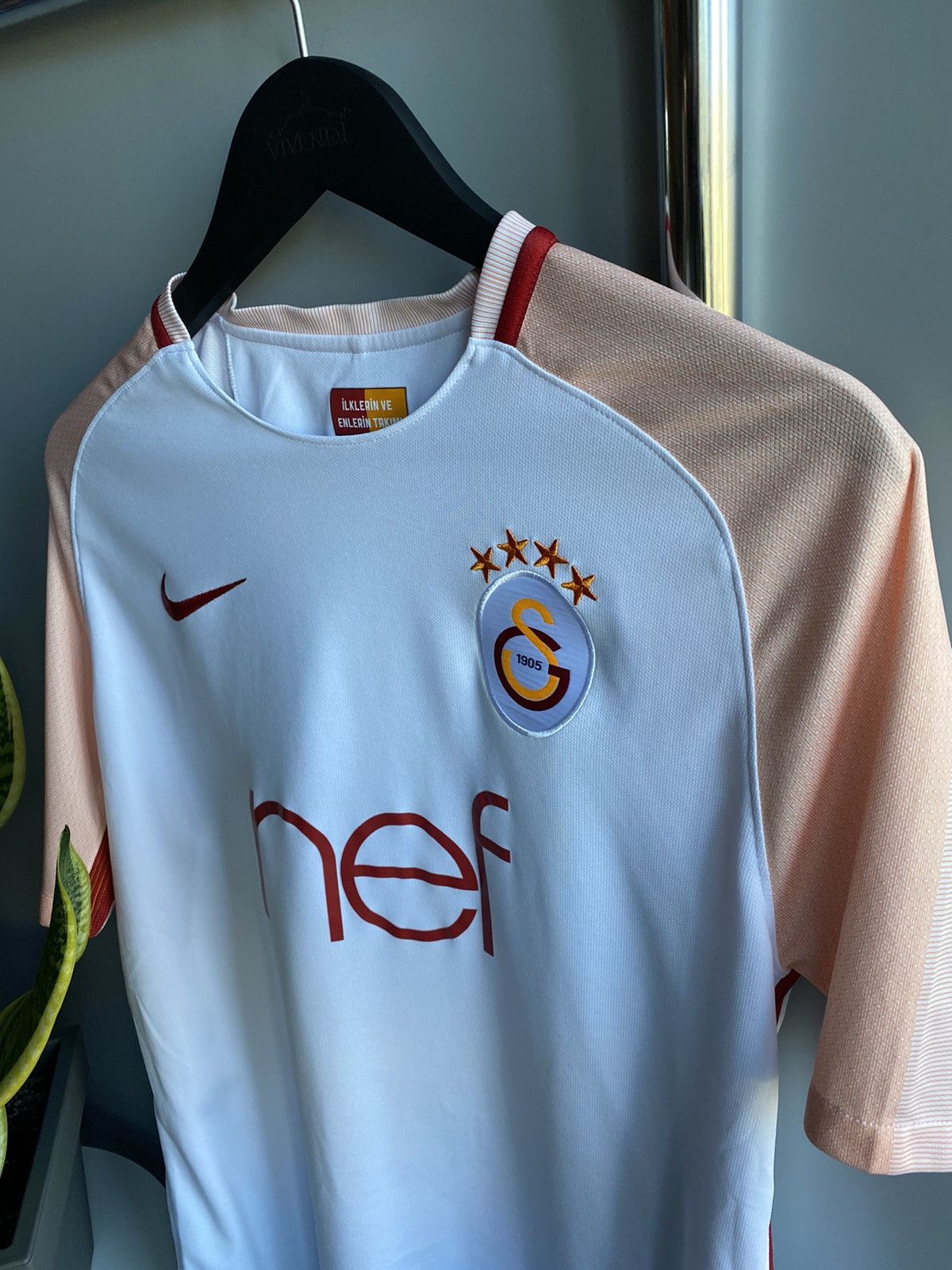 Nike Nike Galatasaray 2017-18 BELHANDA Soccer Jersey Football Size US L / EU 52-54 / 3 - 7 Thumbnail