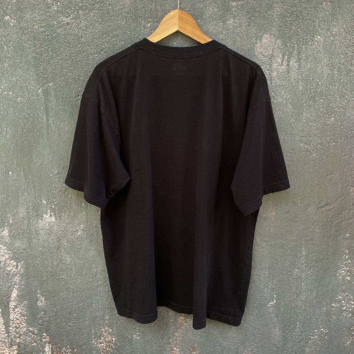 Joy Division Peter Saville and Joy Division x Uniqlo Oversized Tee Size US L / EU 52-54 / 3 - 3 Thumbnail