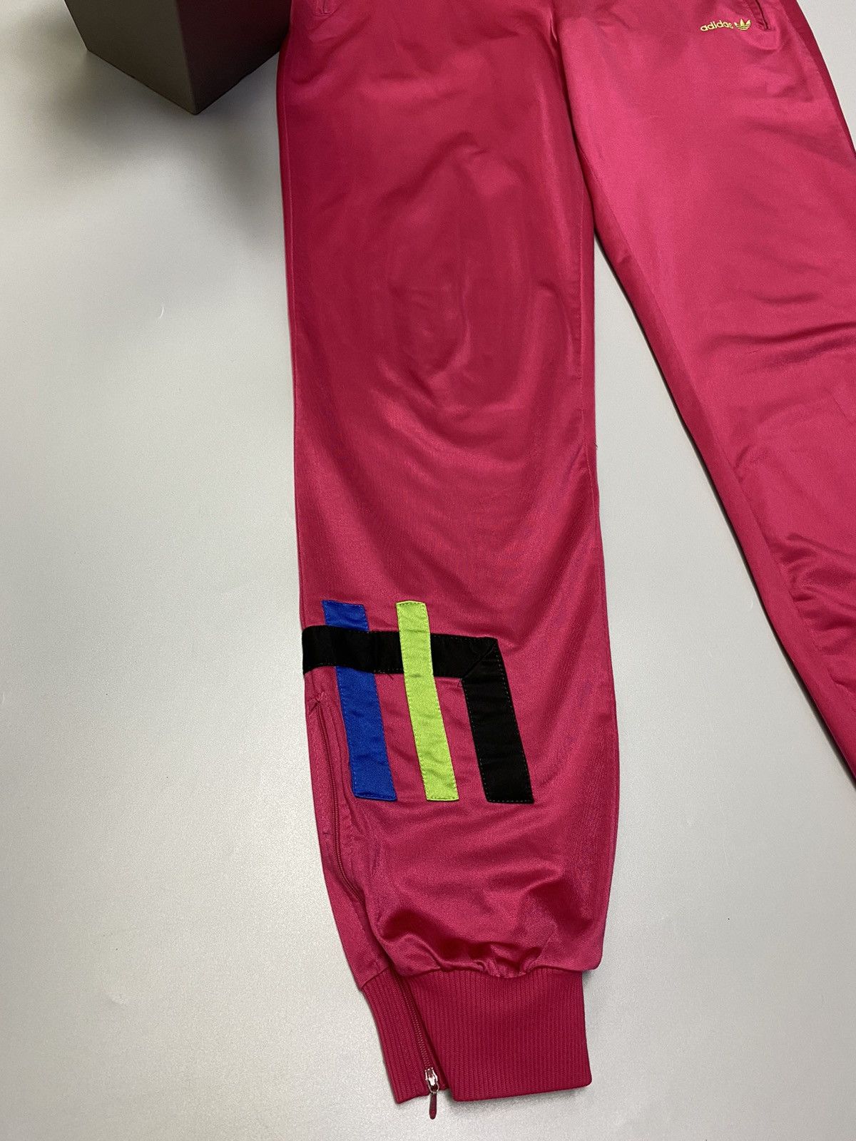 Adidas × Vintage Vintage Adidas Pink Track Pants Size US 36 / EU 52 - 2 Thumbnail
