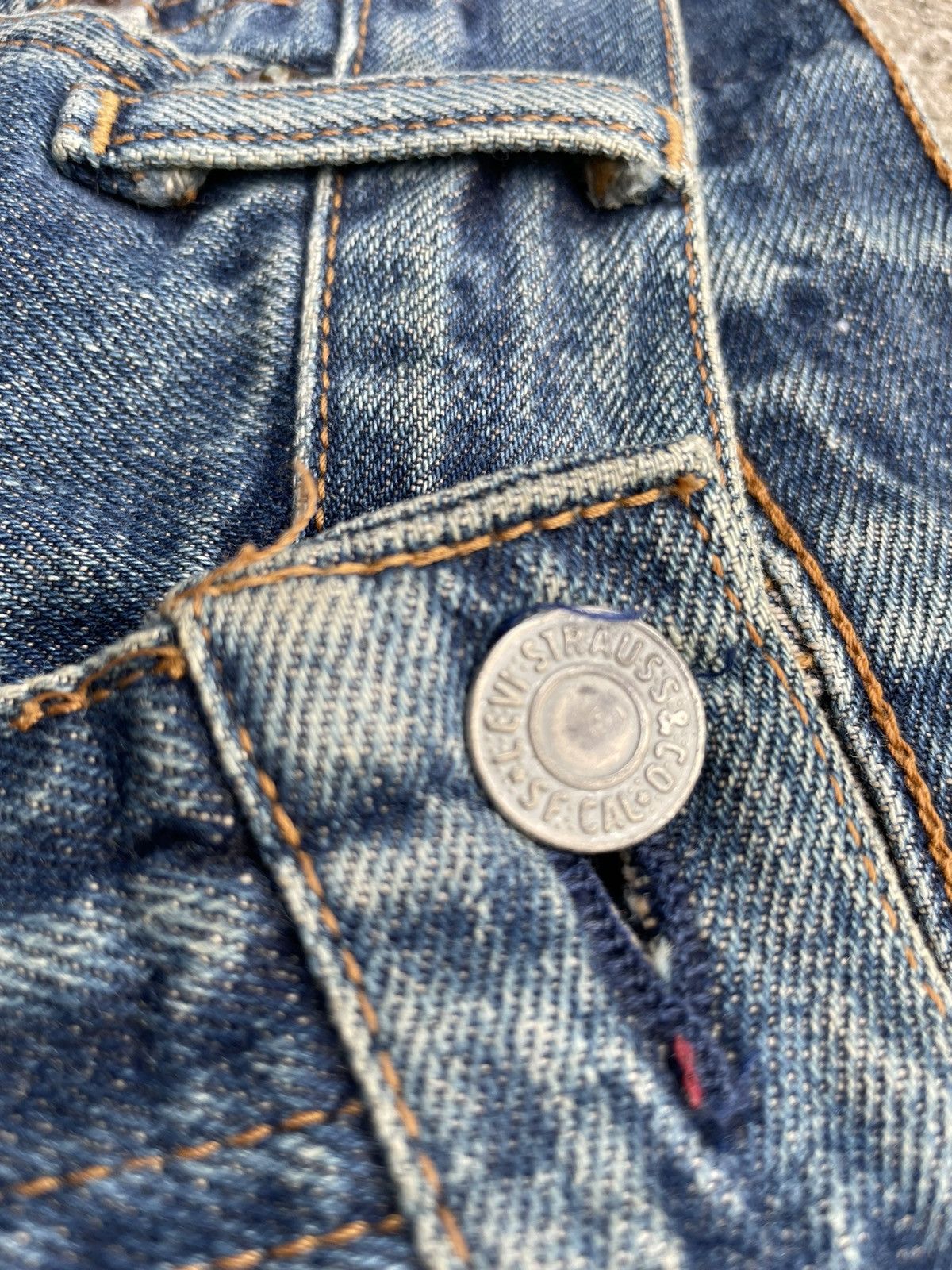 Levi's Vintage Levis 1995 502XX E 1967 Selvedge Aging Distressed Size US 29 - 24 Thumbnail