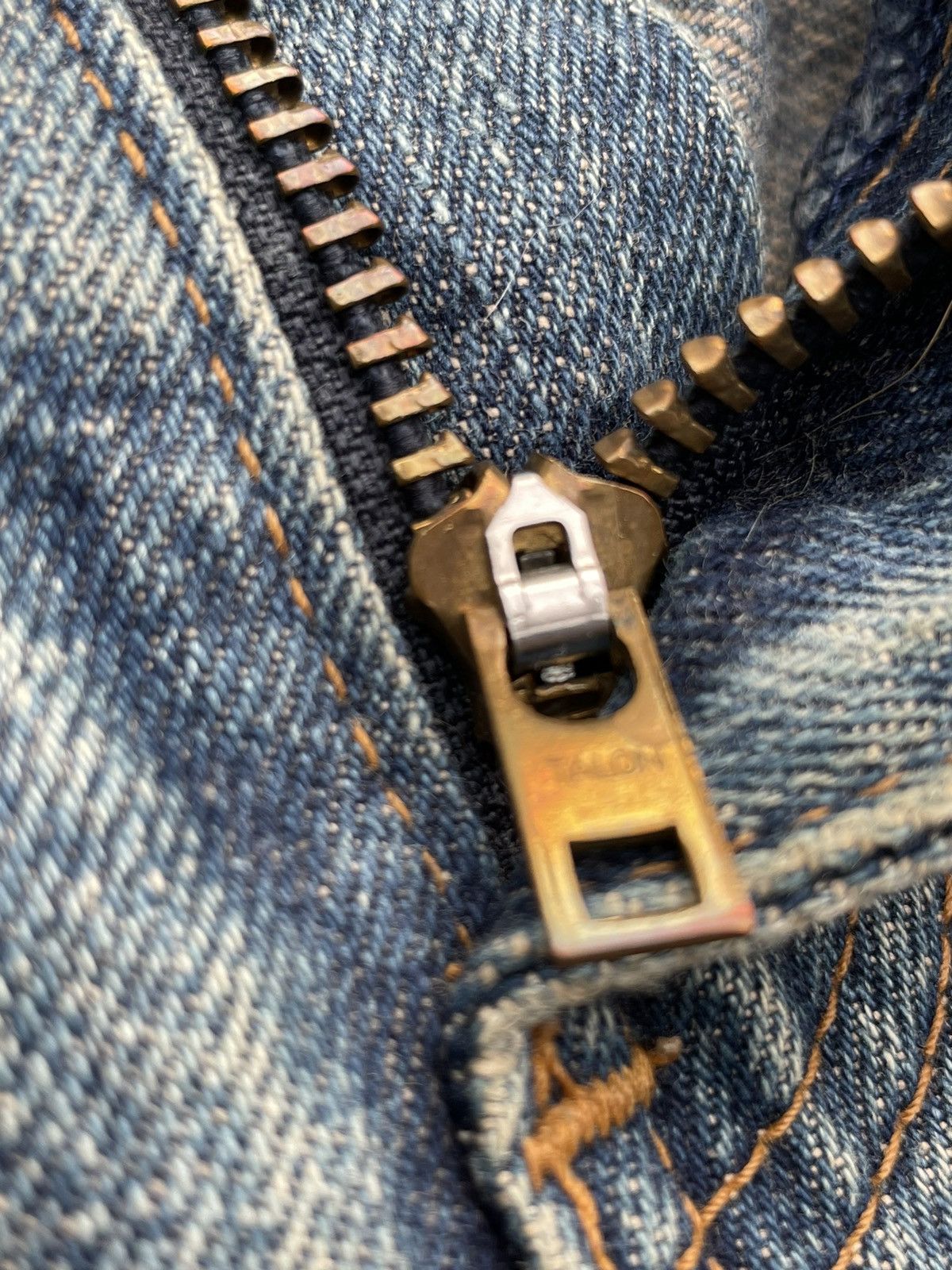 Levi's Vintage Levis 1995 502XX E 1967 Selvedge Aging Distressed Size US 29 - 23 Thumbnail