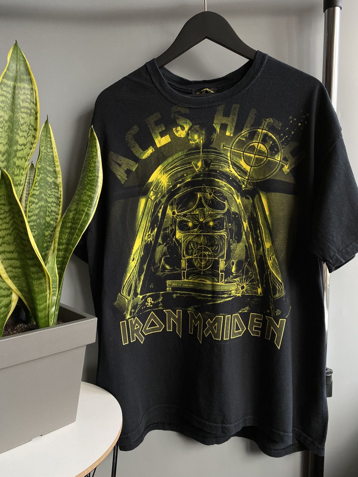 Band Tees Vintage Iron Maiden “Aces High “ 2010 Band T Shirt Size US XL / EU 56 / 4 - 3 Thumbnail